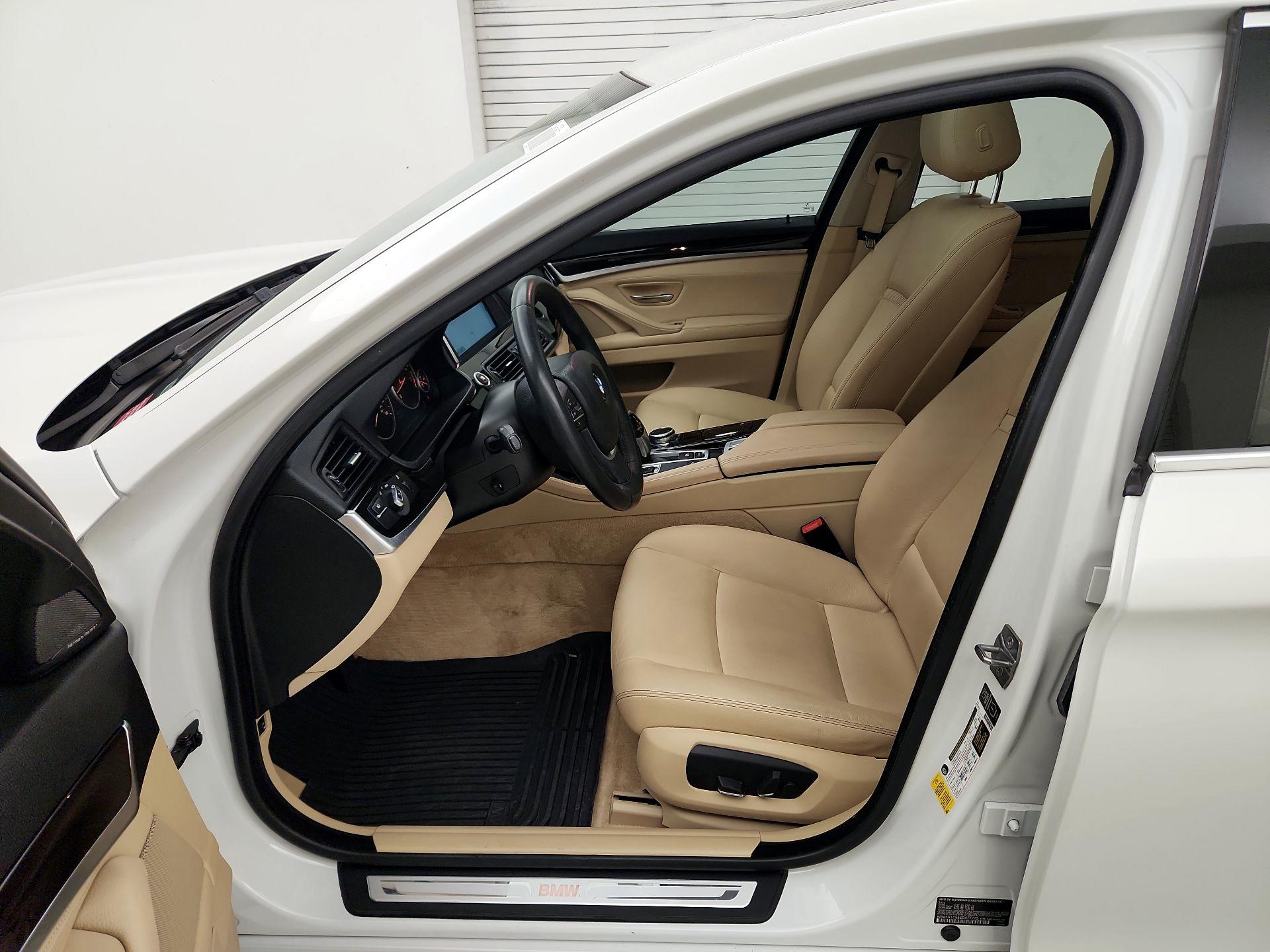 Thumbnail: 2014 BMW 5 Series - 11