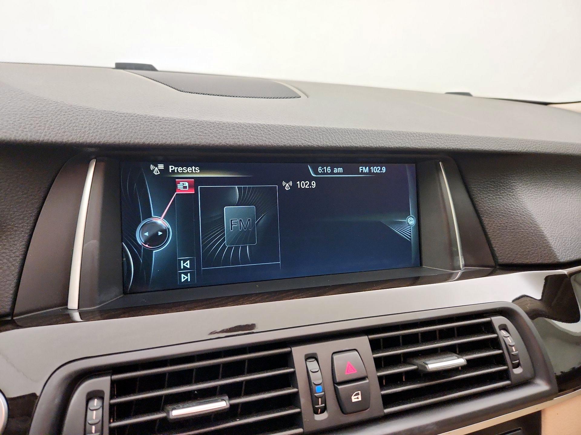 Thumbnail: 2014 BMW 5 Series - 16