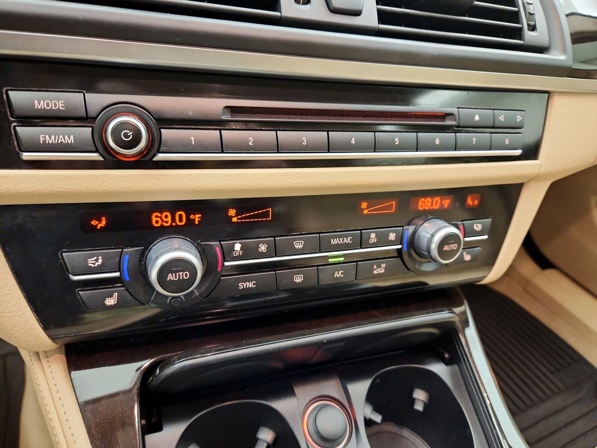 Thumbnail: 2014 BMW 5 Series - 17