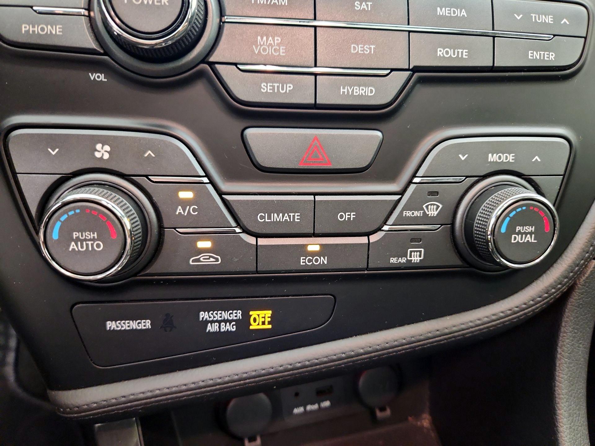 Thumbnail: 2013 Kia Optima - 17