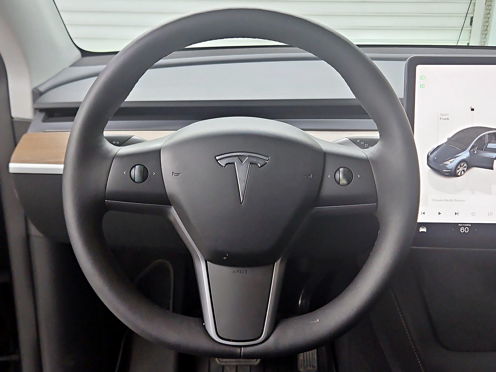 Thumbnail: 2024 Tesla Model Y - 10
