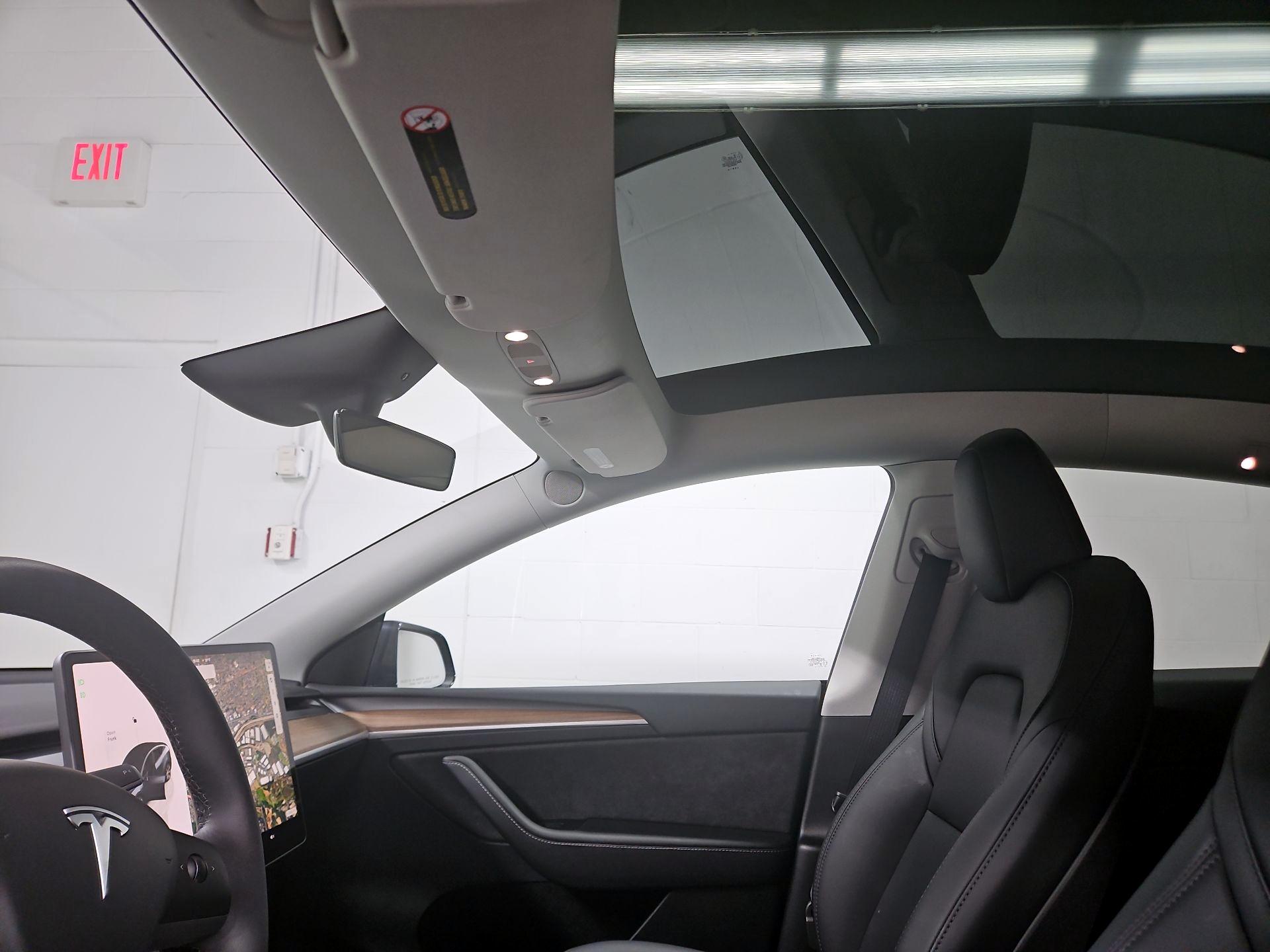 Thumbnail: 2024 Tesla Model Y - 18