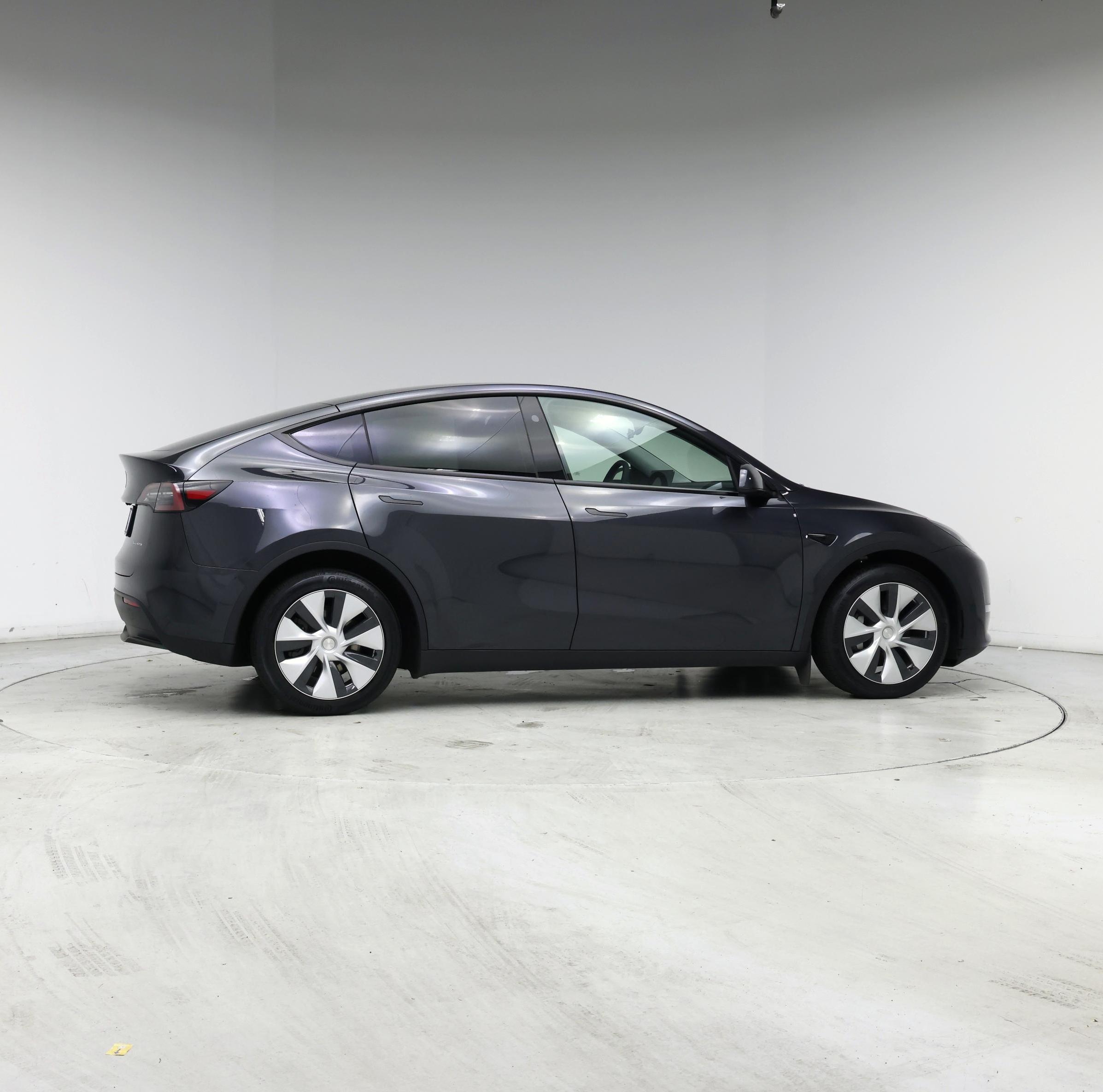 Thumbnail: 2024 Tesla Model Y - 7