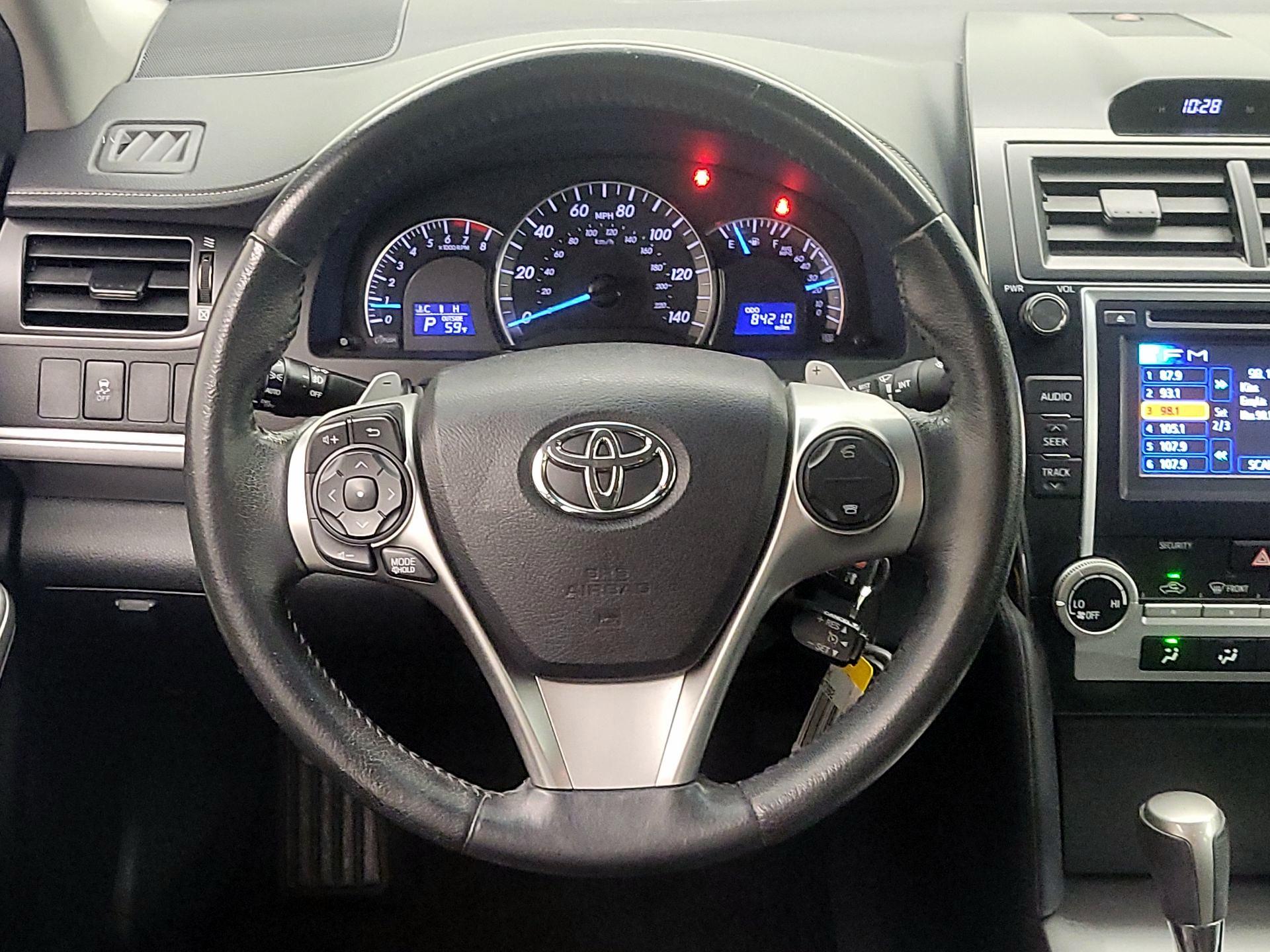 Thumbnail: 2014 Toyota Camry - 10