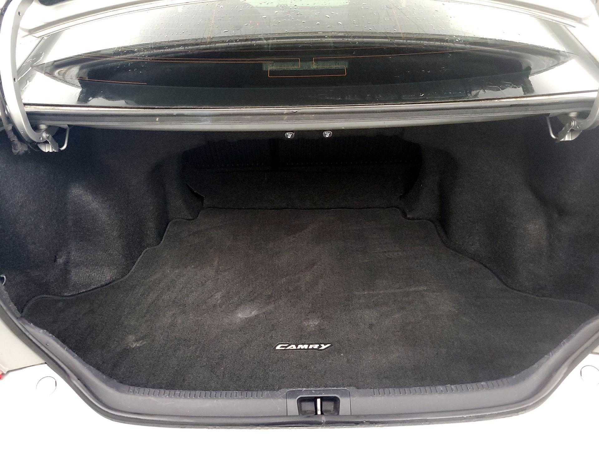 Thumbnail: 2014 Toyota Camry - 19