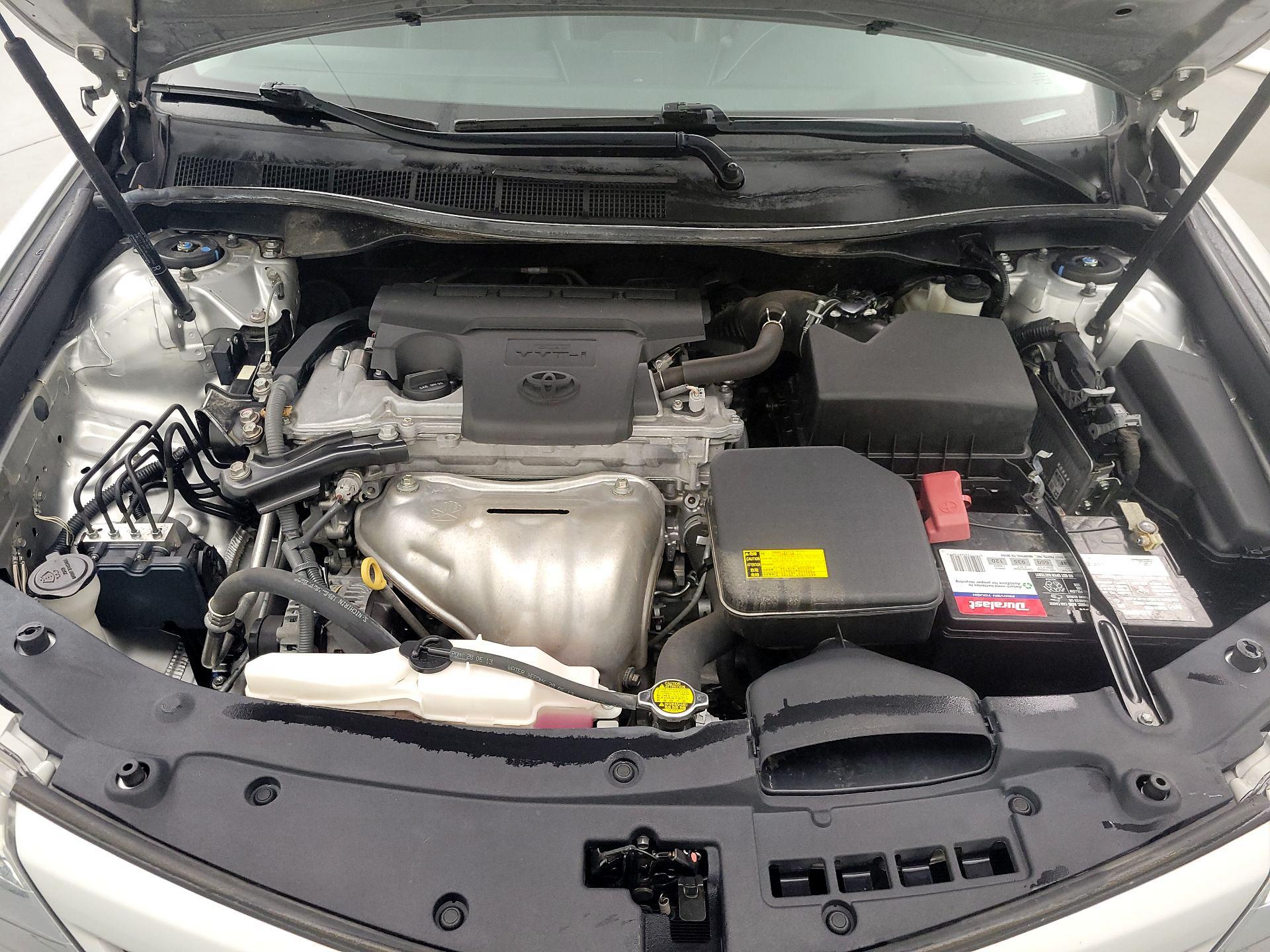 Thumbnail: 2014 Toyota Camry - 20