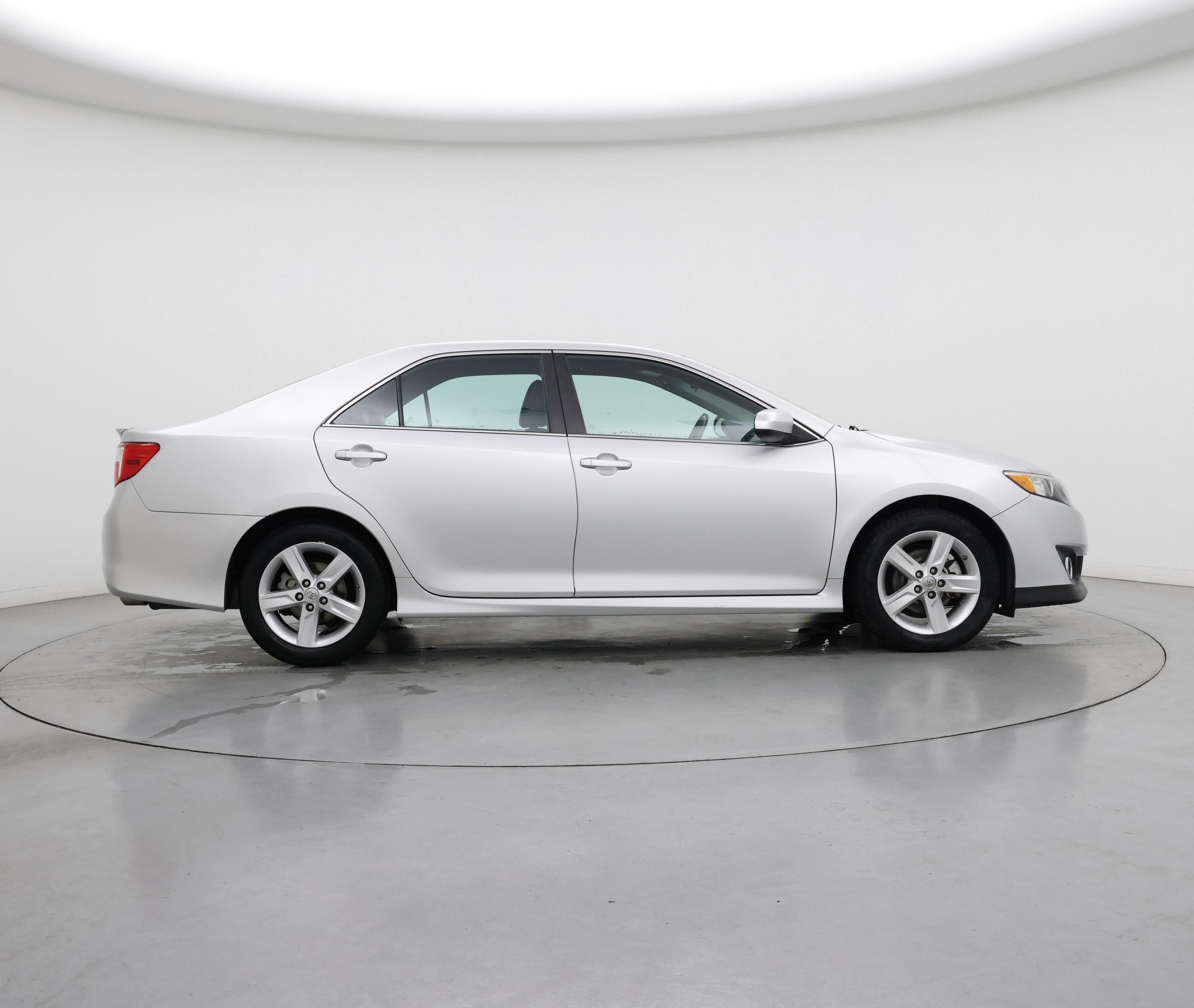 Thumbnail: 2014 Toyota Camry - 7
