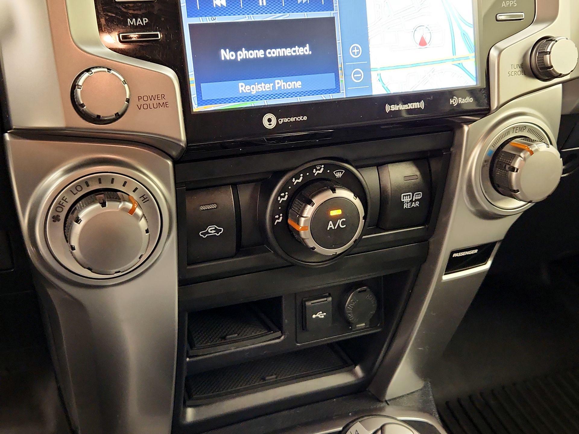 Thumbnail: 2021 Toyota 4Runner - 17