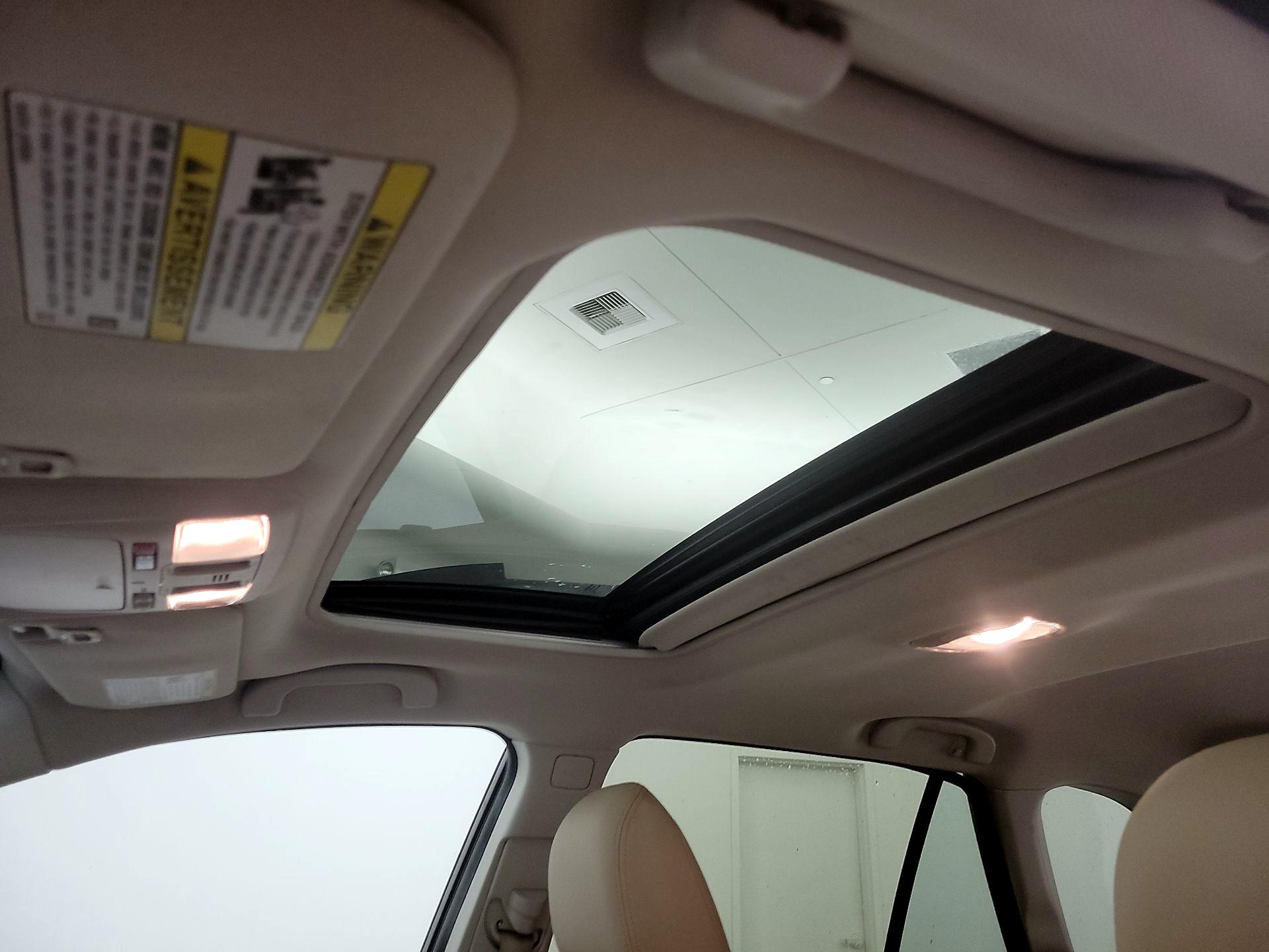 Thumbnail: 2016 Subaru Outback - 20