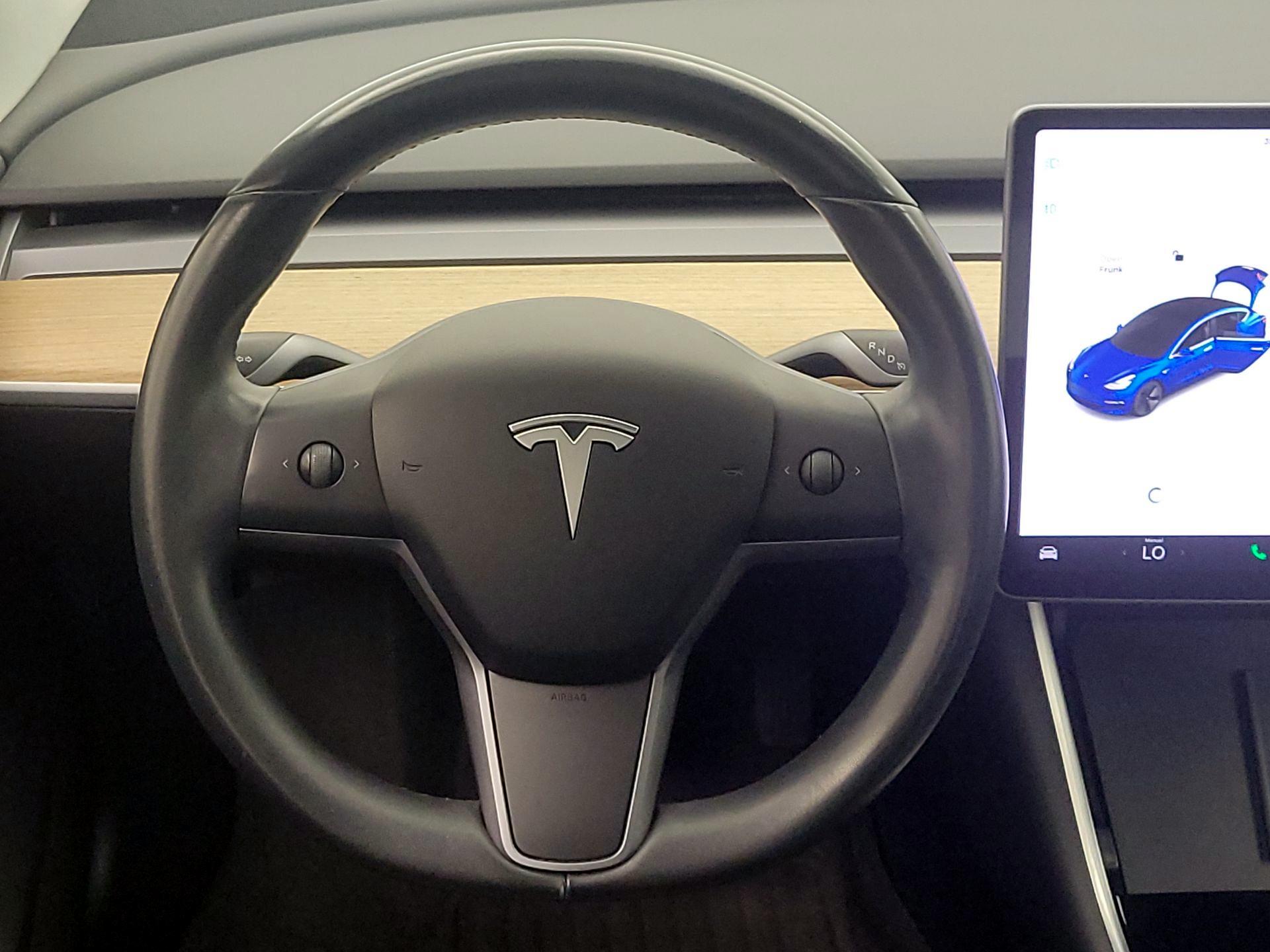 Thumbnail: 2019 Tesla Model 3 - 10