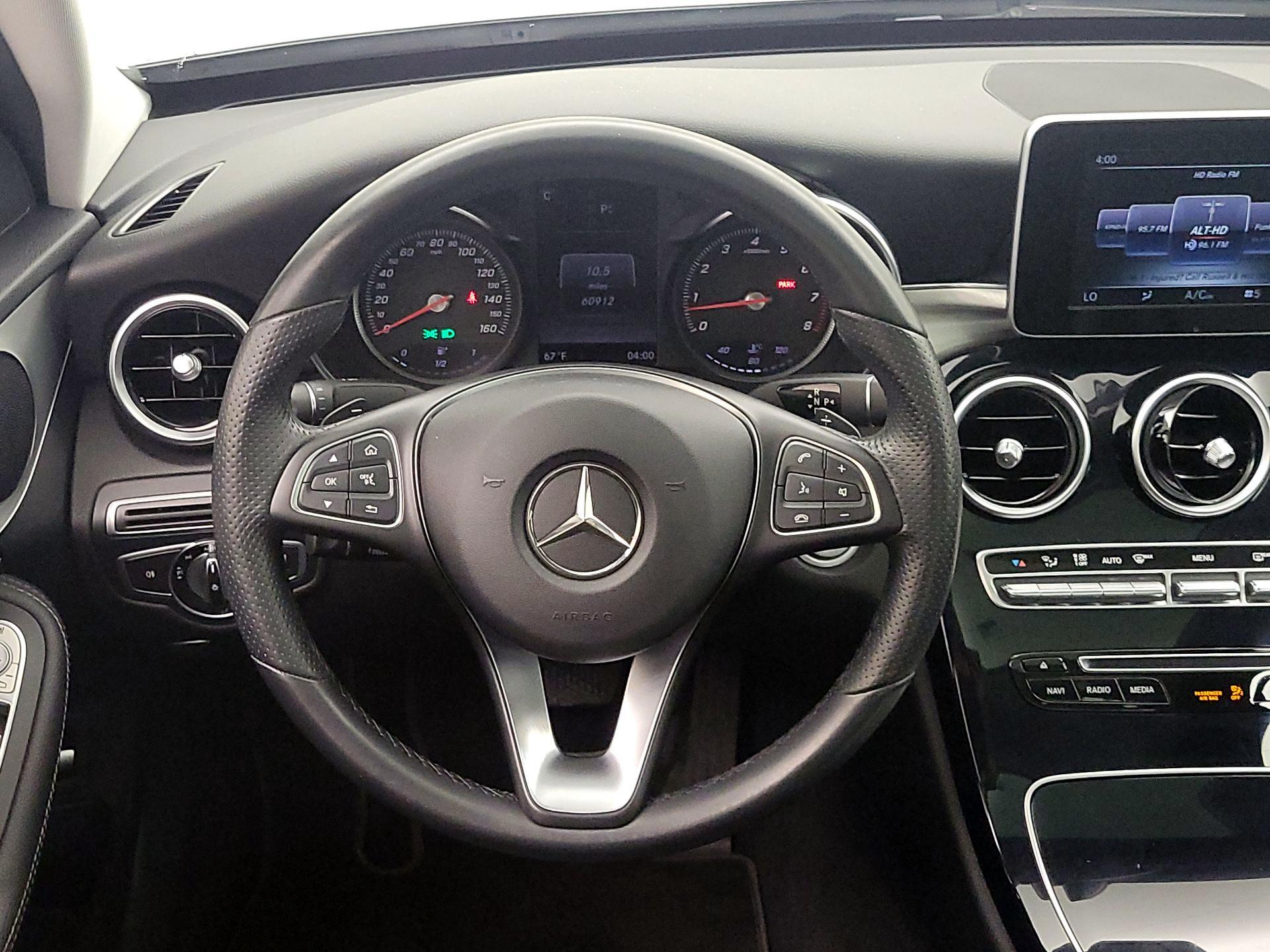 Thumbnail: 2016 Mercedes-Benz C-Class - 10