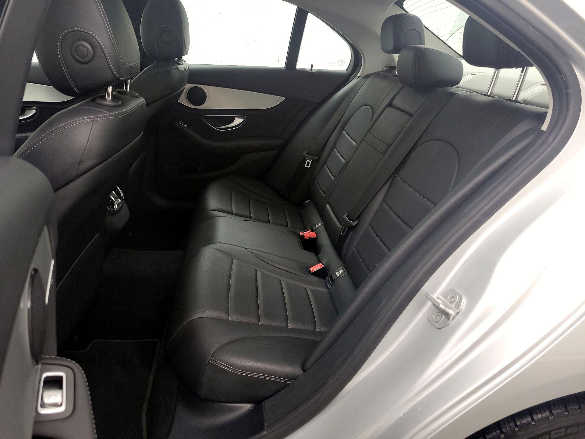 Thumbnail: 2016 Mercedes-Benz C-Class - 20