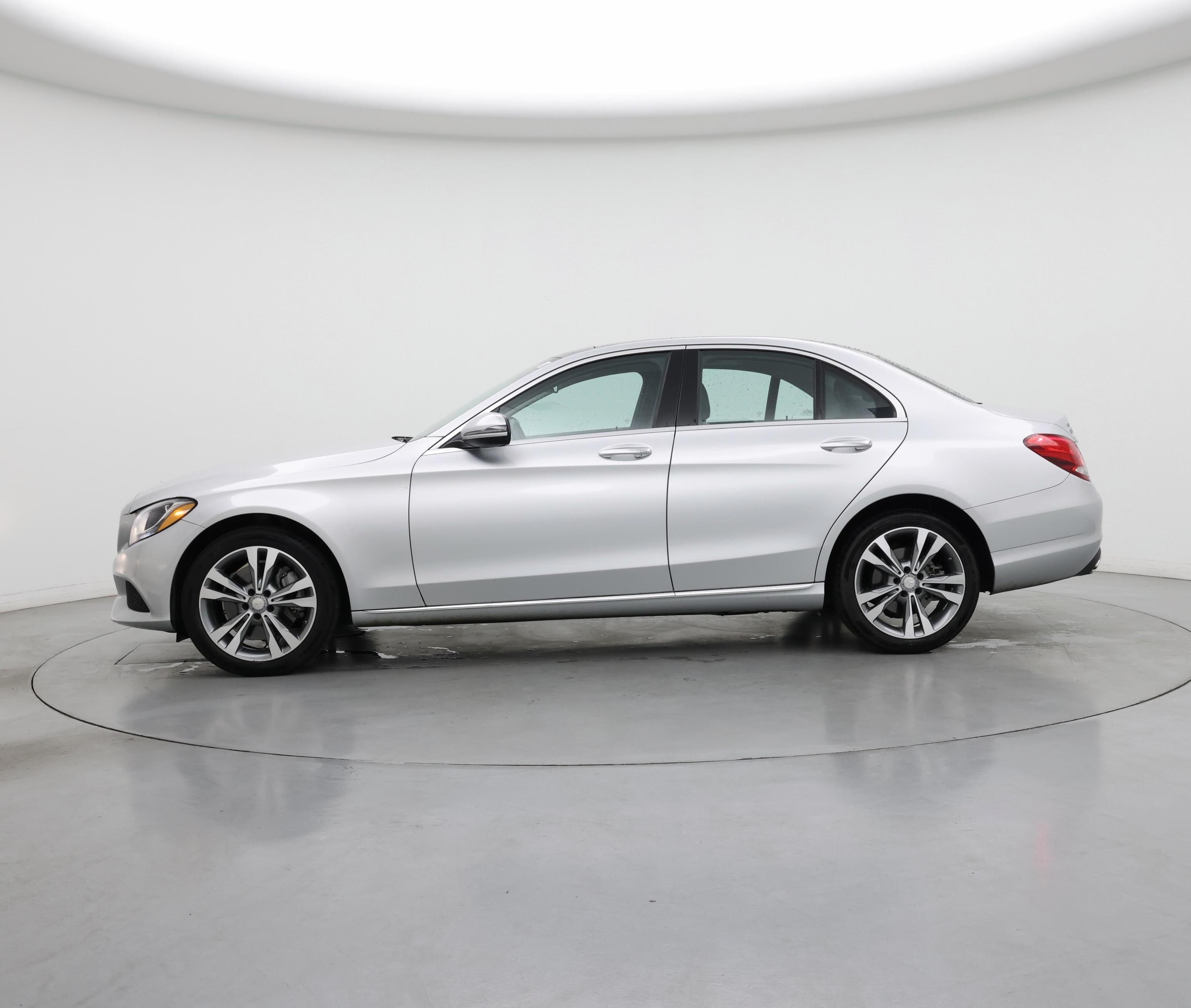 Thumbnail: 2016 Mercedes-Benz C-Class - 3