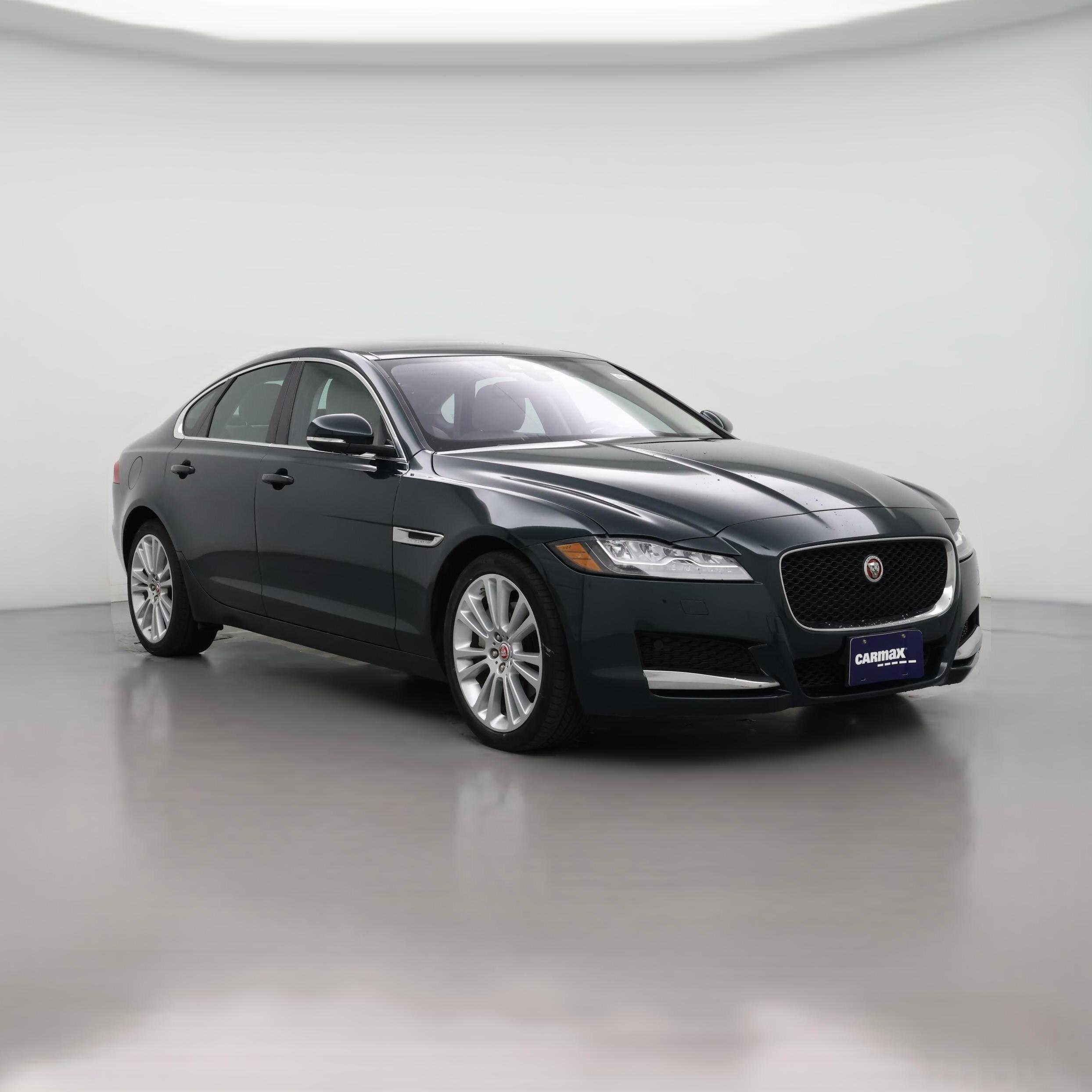 Thumbnail: 2017 Jaguar XF - 1