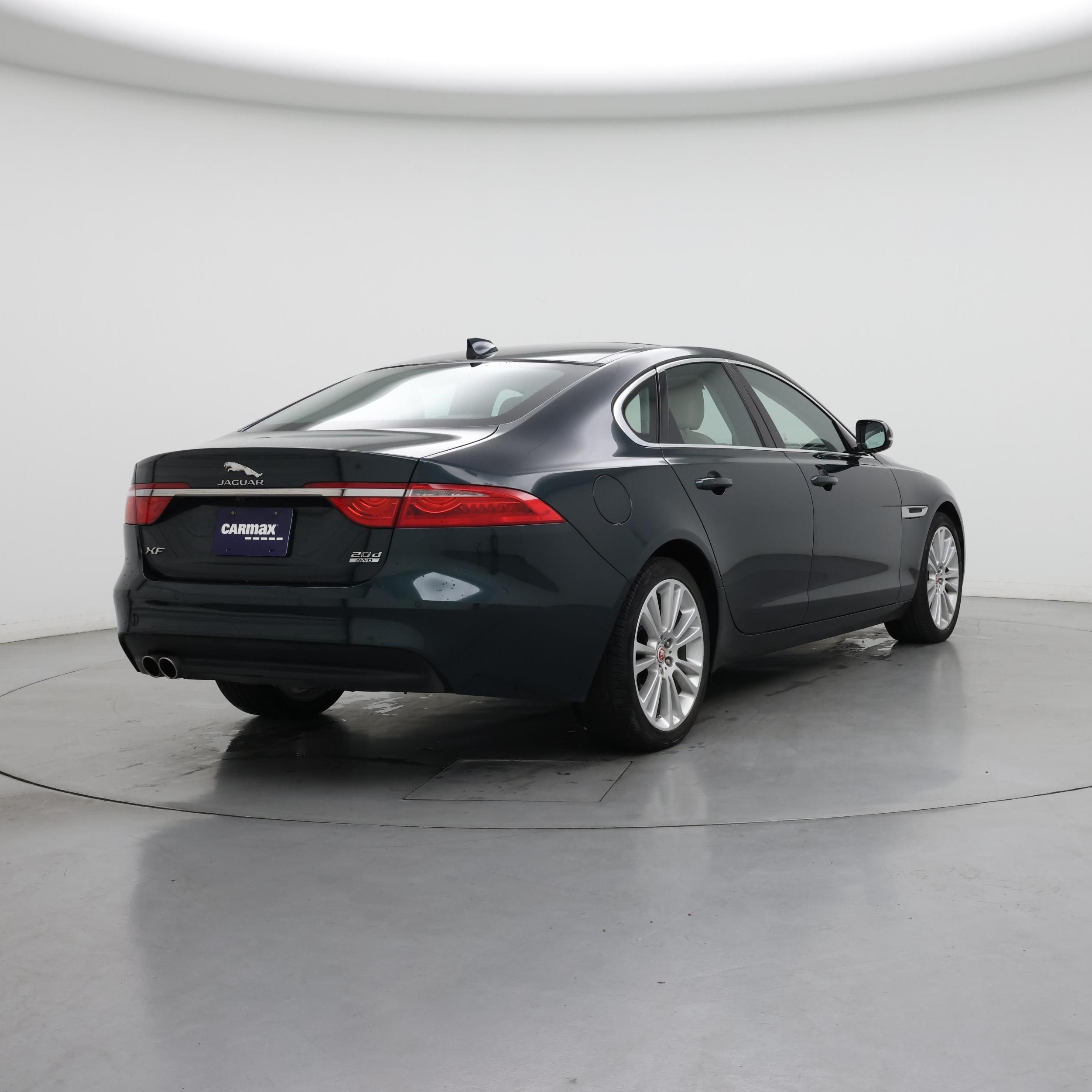 Thumbnail: 2017 Jaguar XF - 8