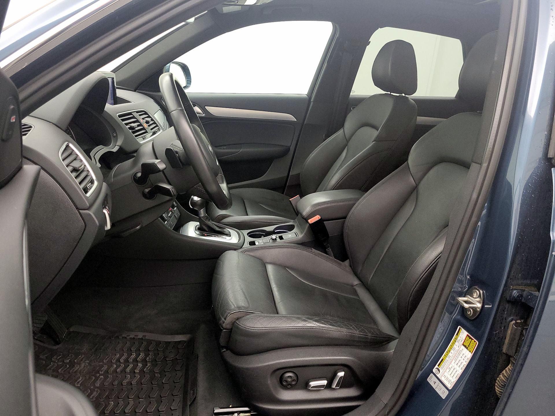 Thumbnail: 2018 Audi Q3 - 11