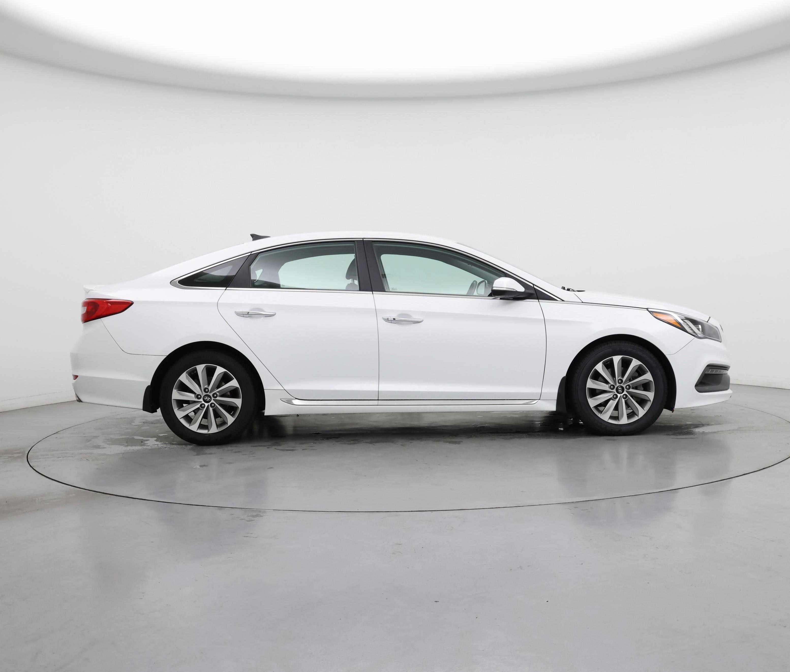 Thumbnail: 2016 Hyundai Sonata - 7