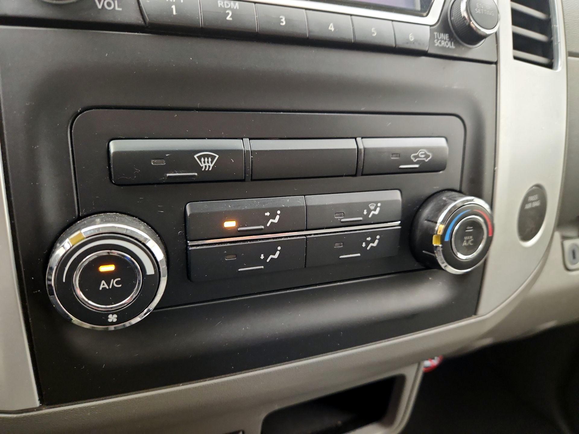 Thumbnail: 2015 Nissan Frontier - 15