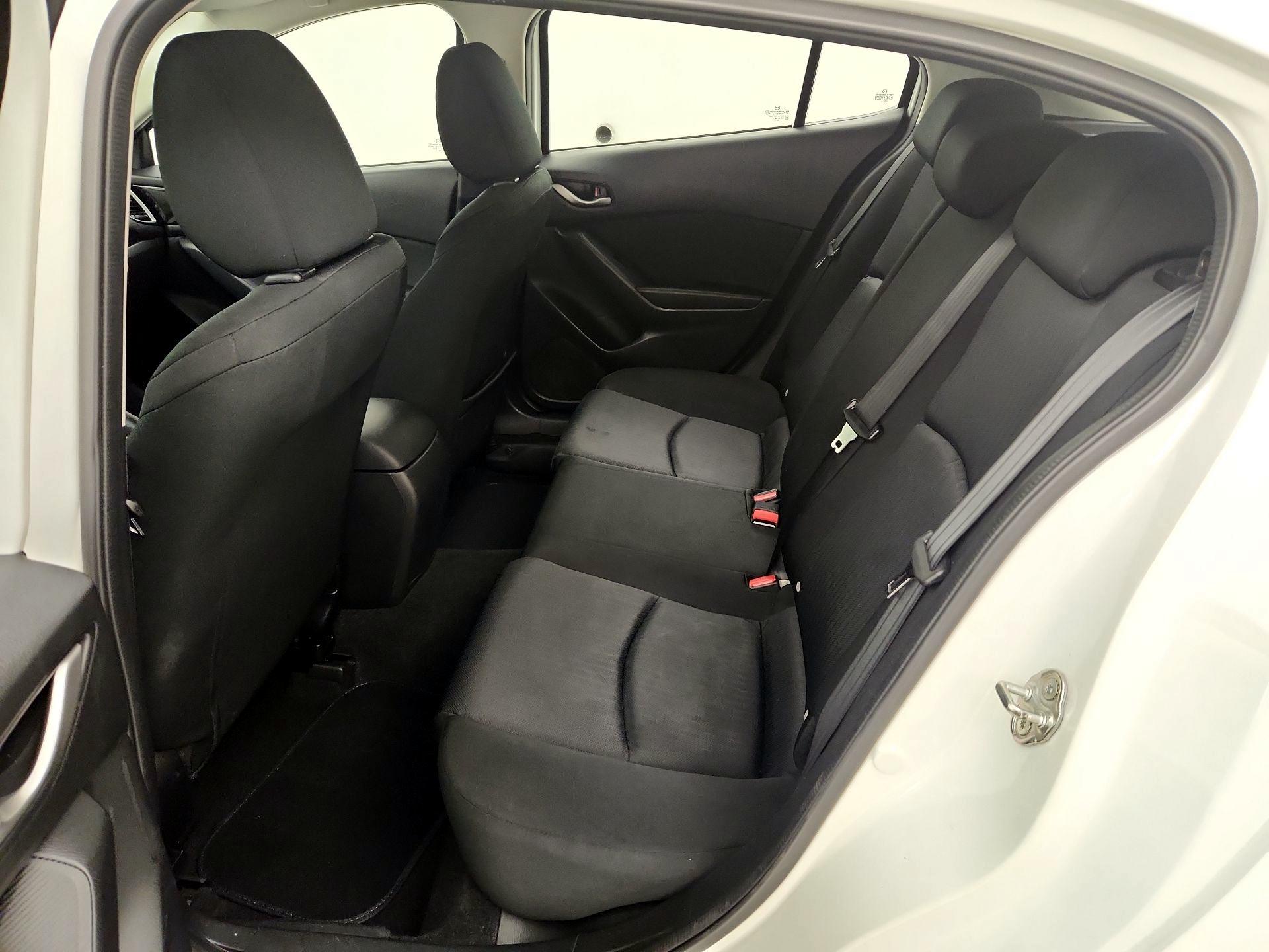 Thumbnail: 2015 Mazda Mazda3 - 18