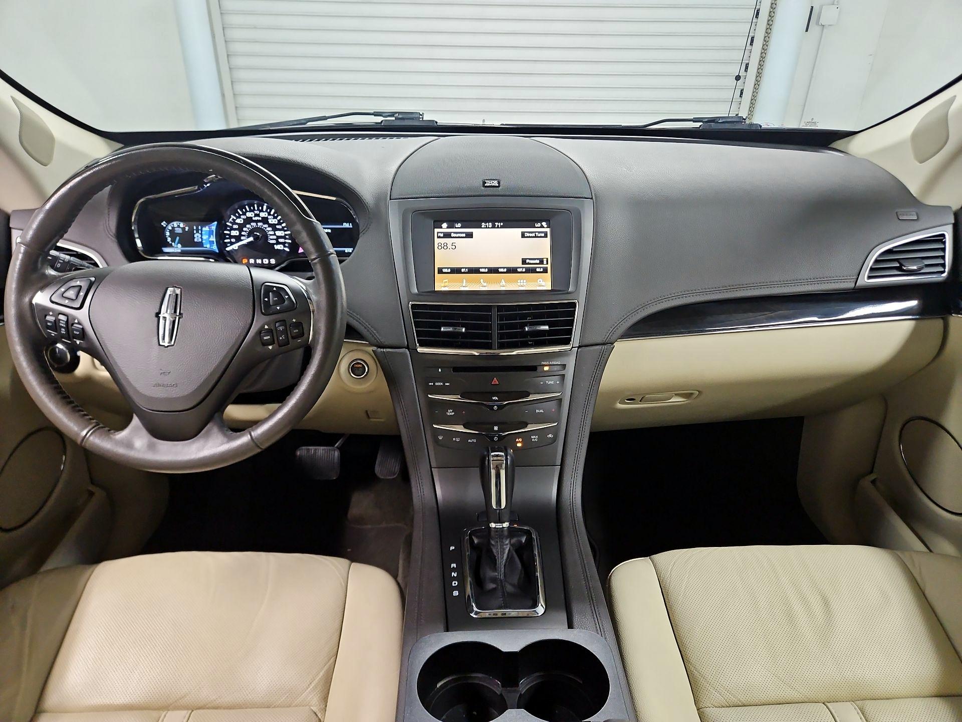 Thumbnail: 2016 Lincoln MKT - 9
