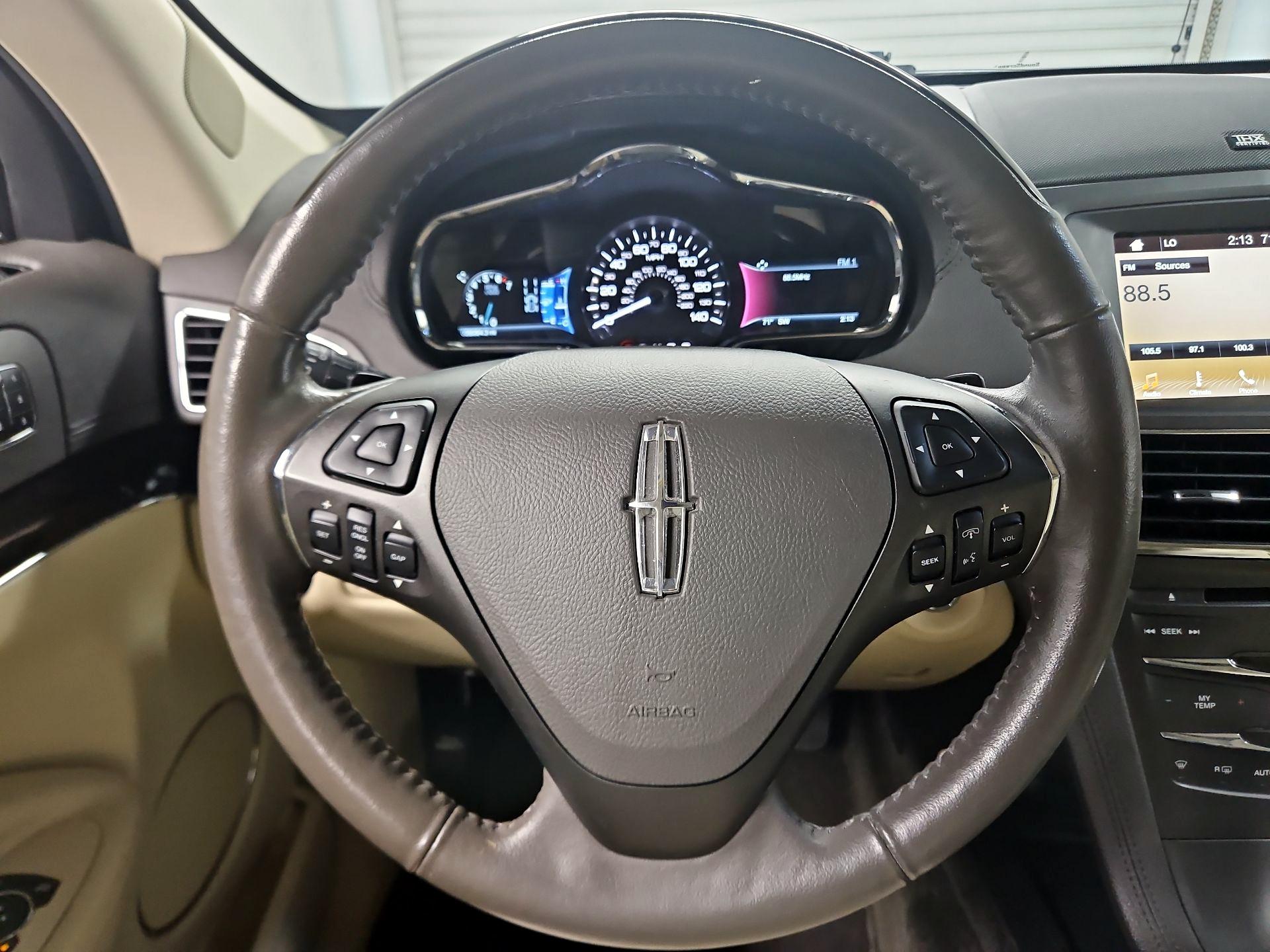Thumbnail: 2016 Lincoln MKT - 10