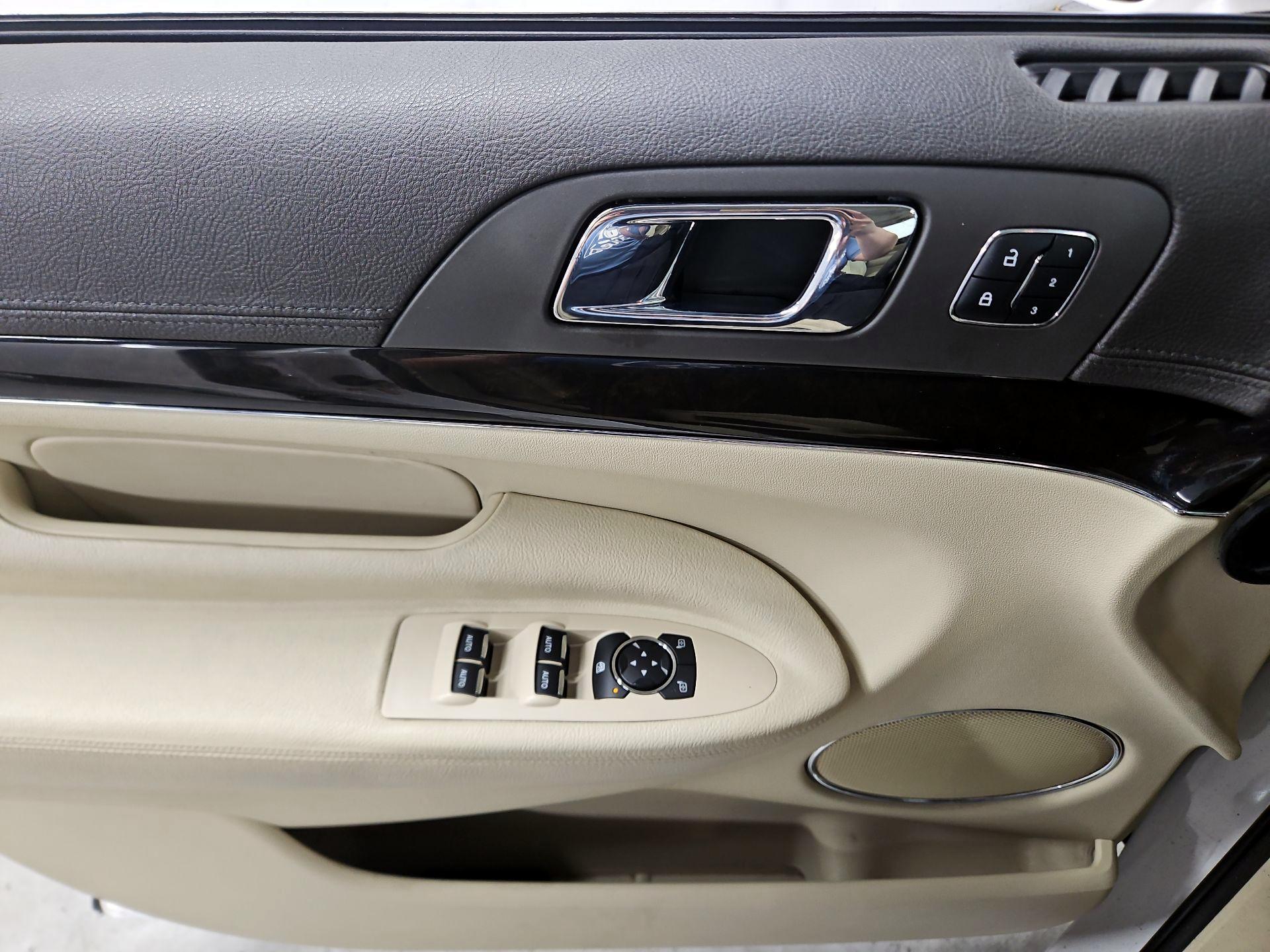 Thumbnail: 2016 Lincoln MKT - 12