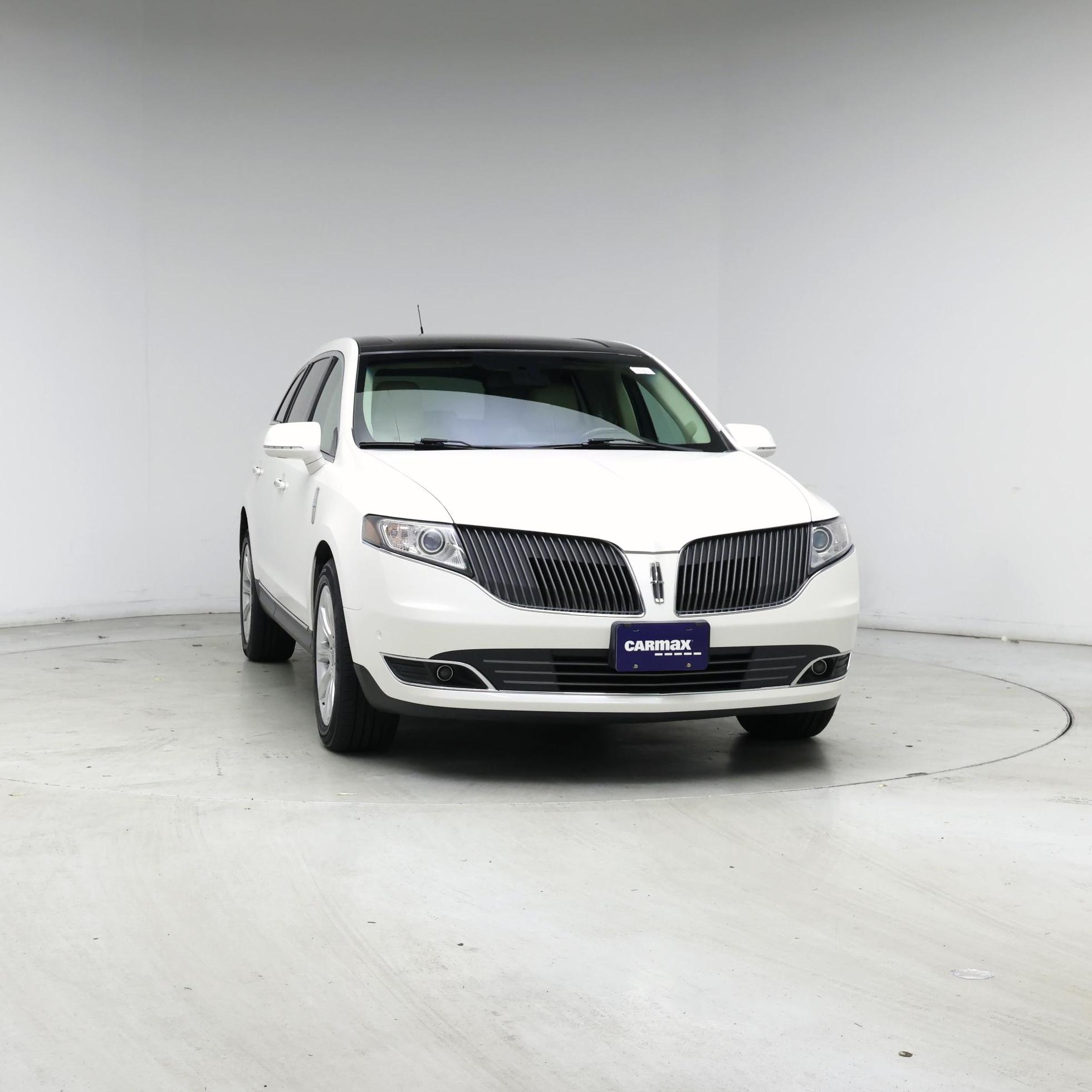 Thumbnail: 2016 Lincoln MKT - 5