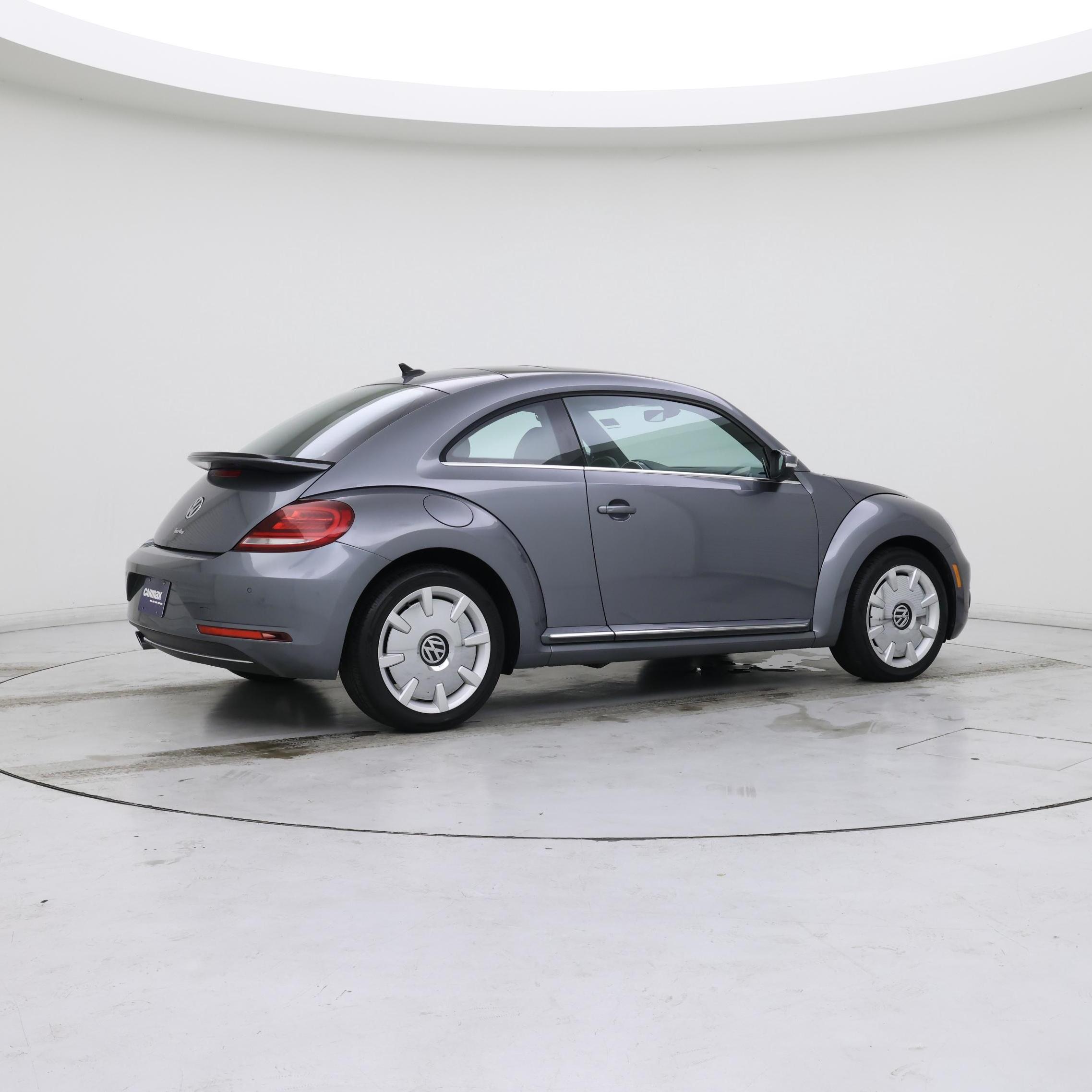 Thumbnail: 2019 Volkswagen Beetle - 8