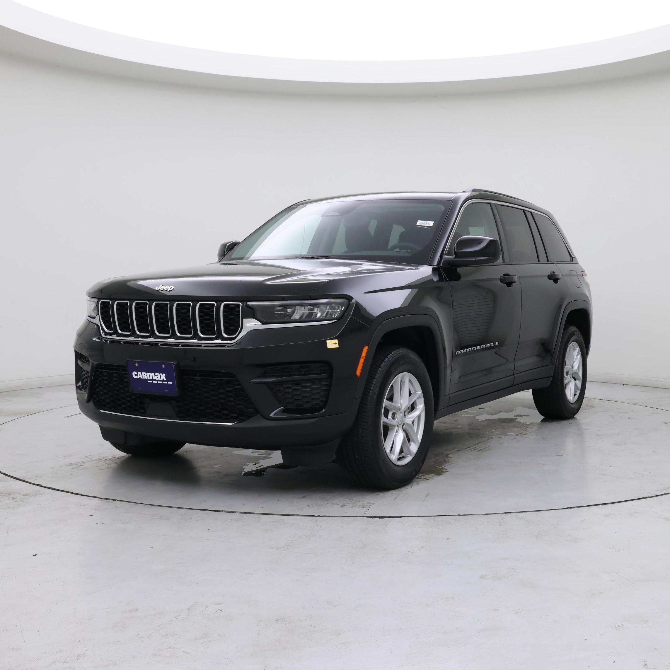 Thumbnail: 2023 Jeep Grand Cherokee - 4