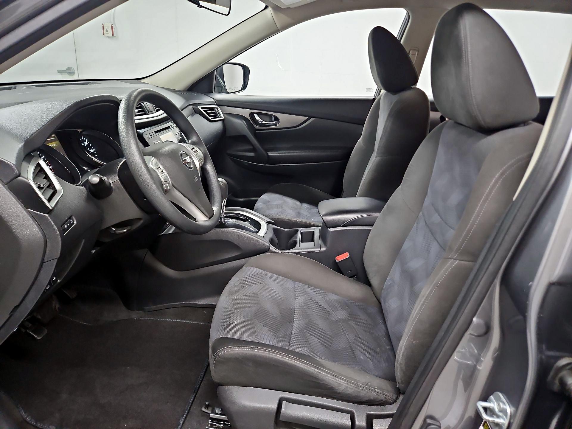 Thumbnail: 2015 Nissan Rogue - 11