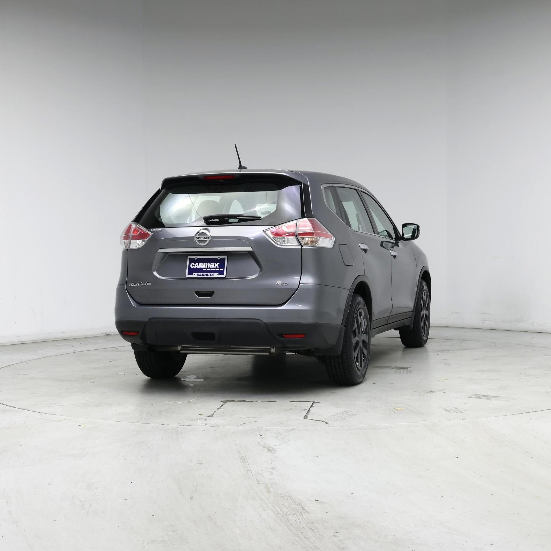 Thumbnail: 2015 Nissan Rogue - 8
