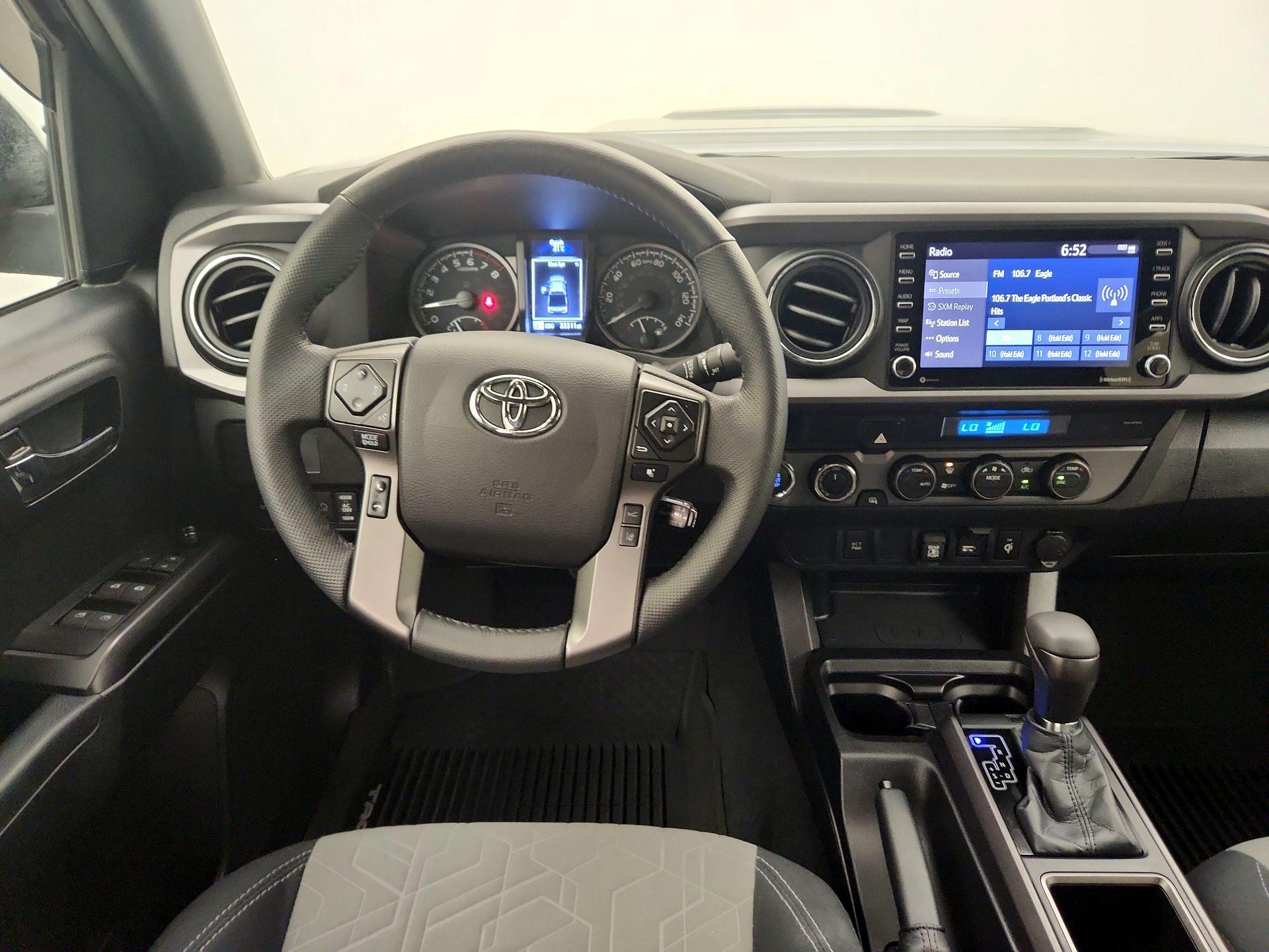 Thumbnail: 2021 Toyota Tacoma - 10