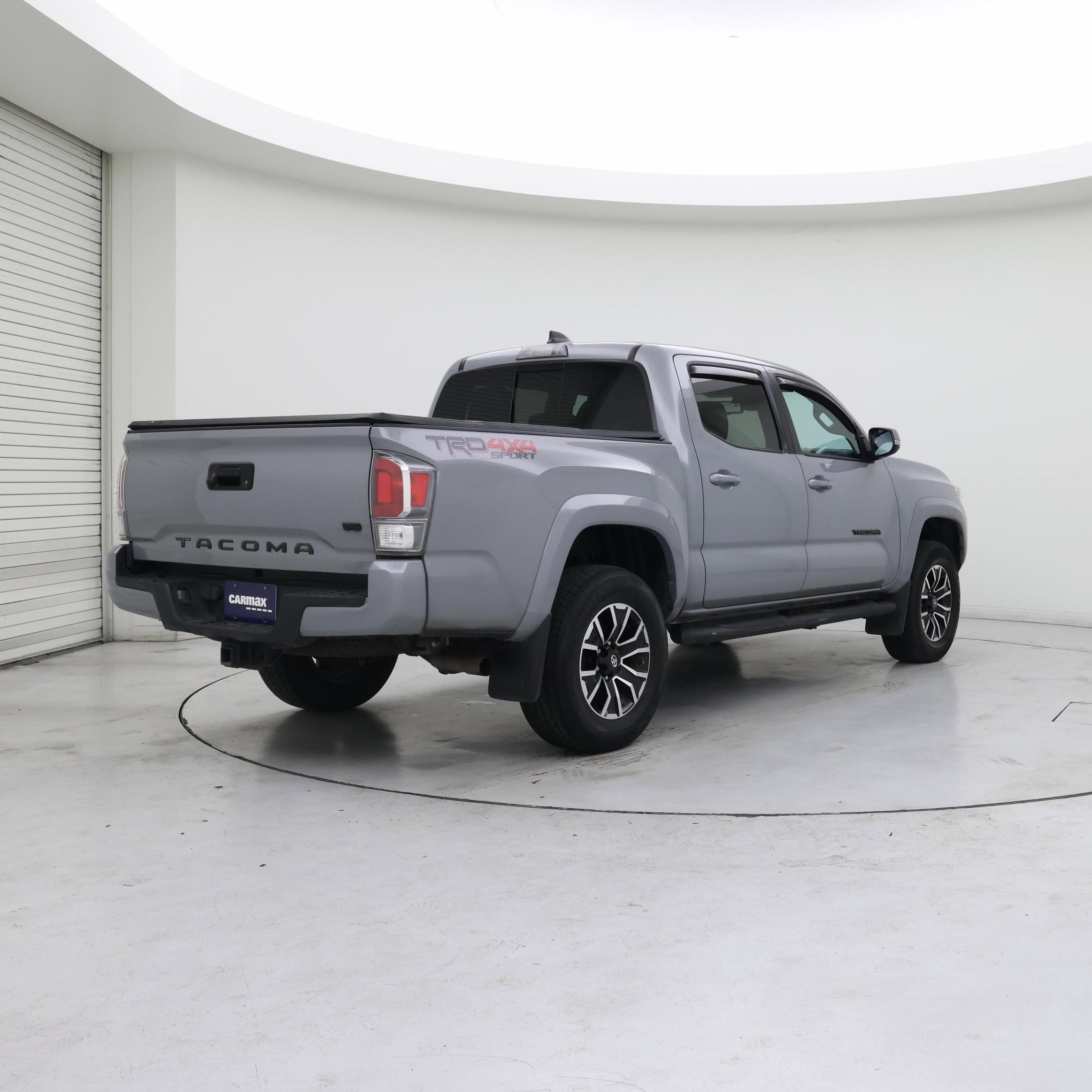 Thumbnail: 2021 Toyota Tacoma - 8