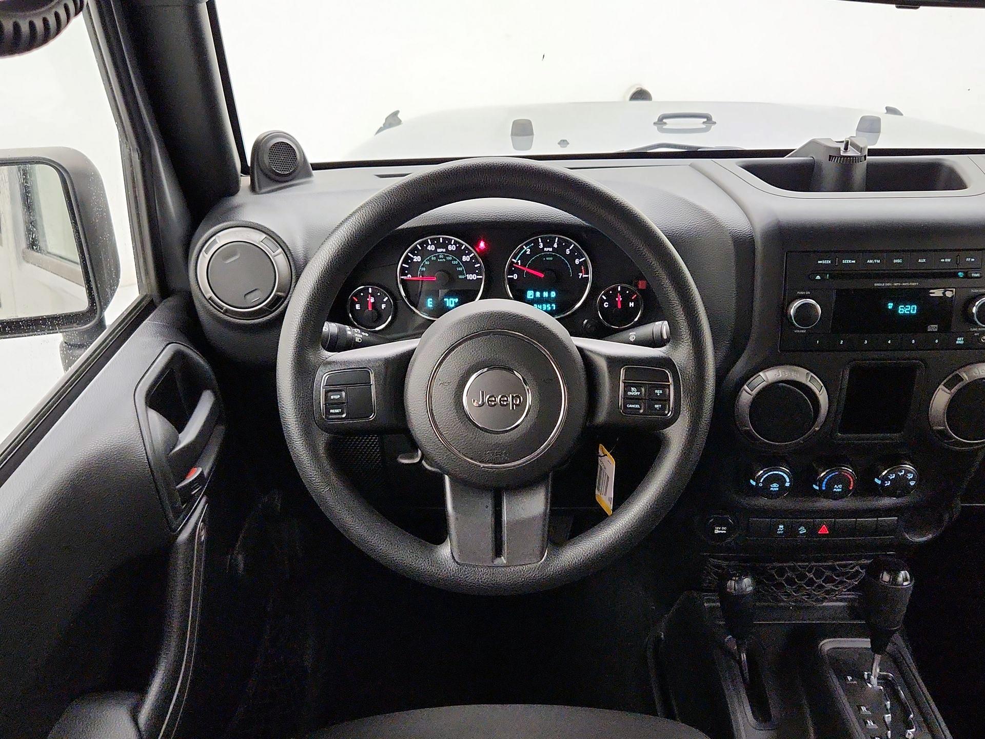 Thumbnail: 2014 Jeep Wrangler - 10