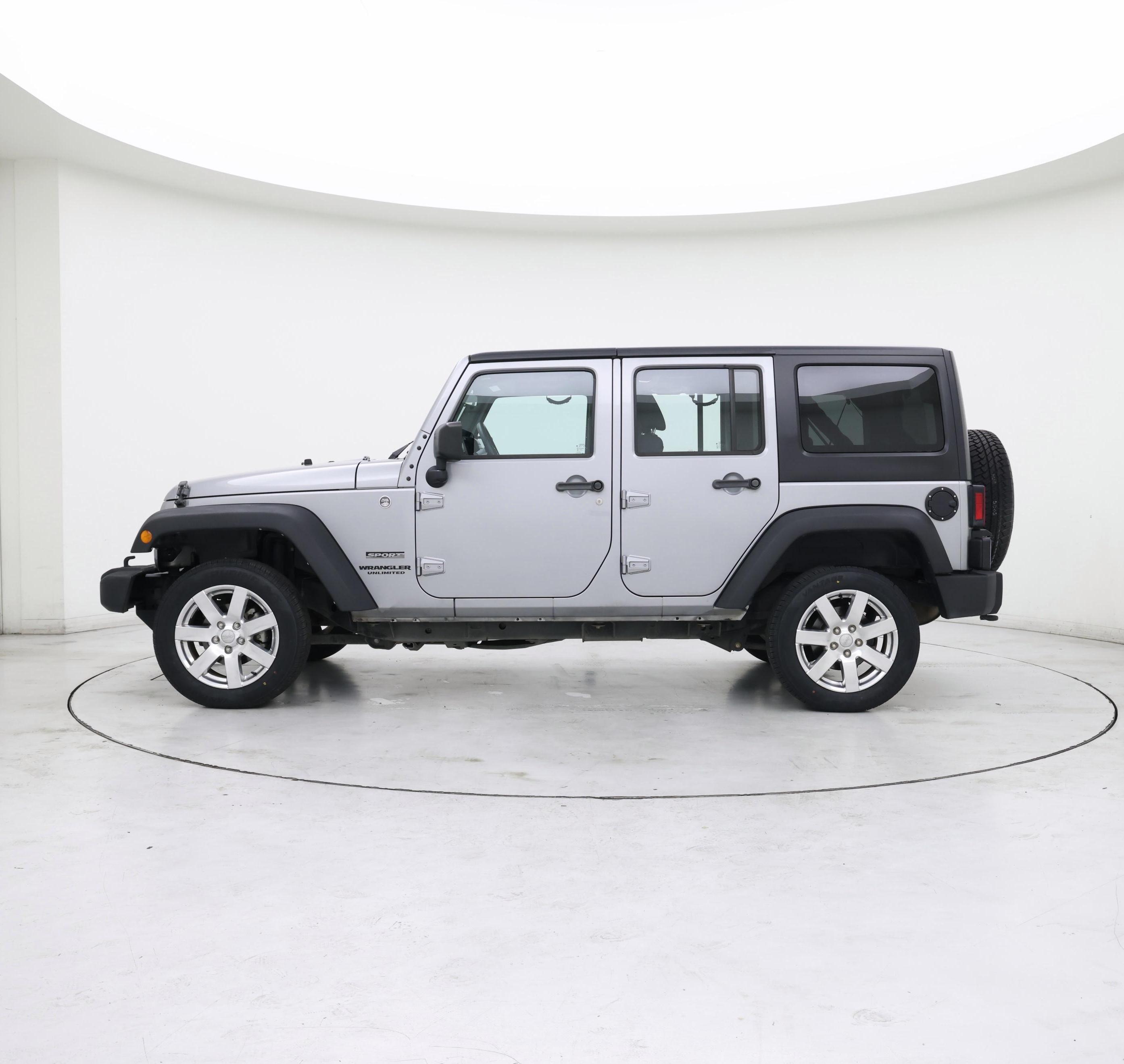 Thumbnail: 2014 Jeep Wrangler - 3