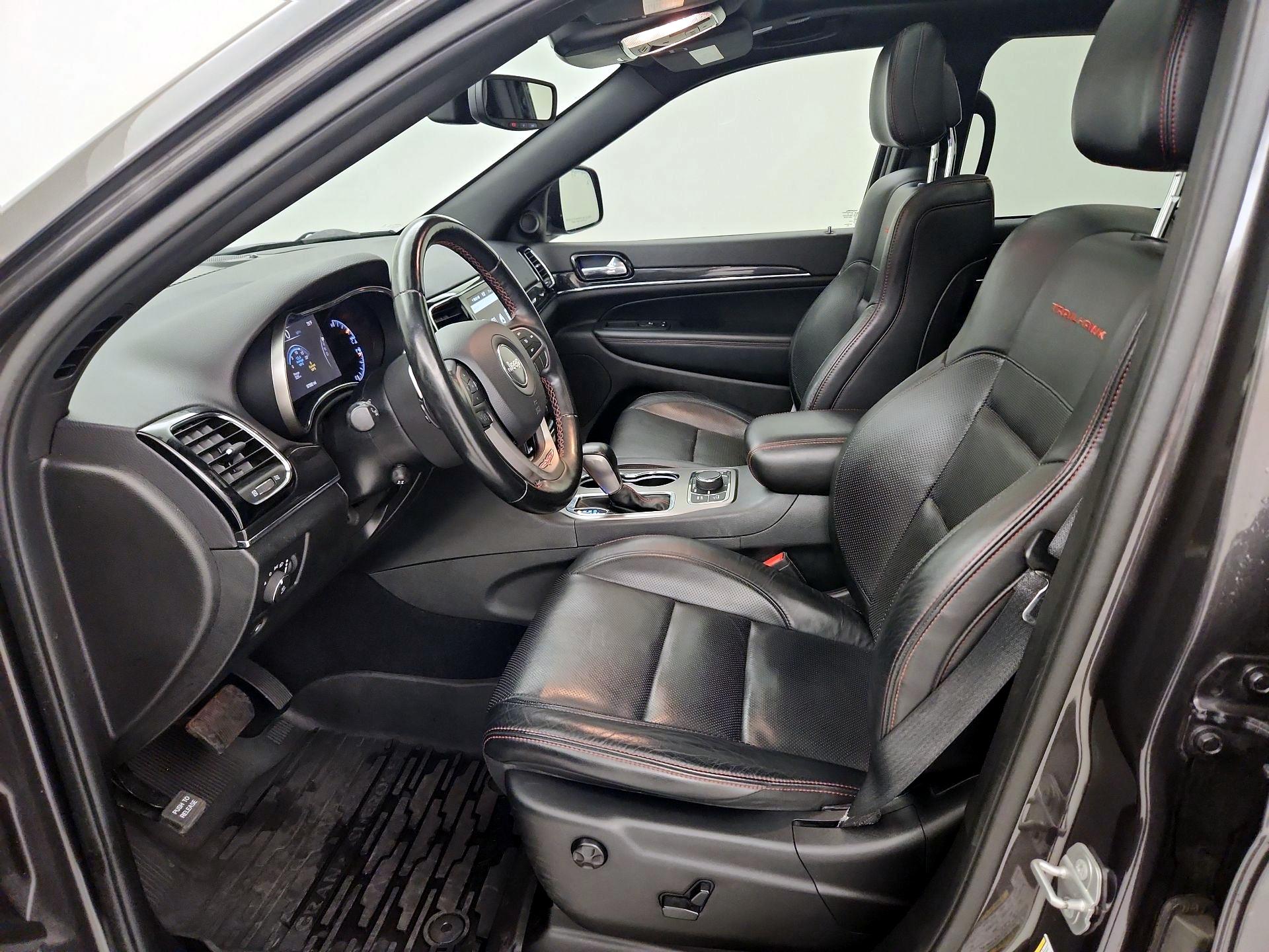 Thumbnail: 2020 Jeep Grand Cherokee - 11