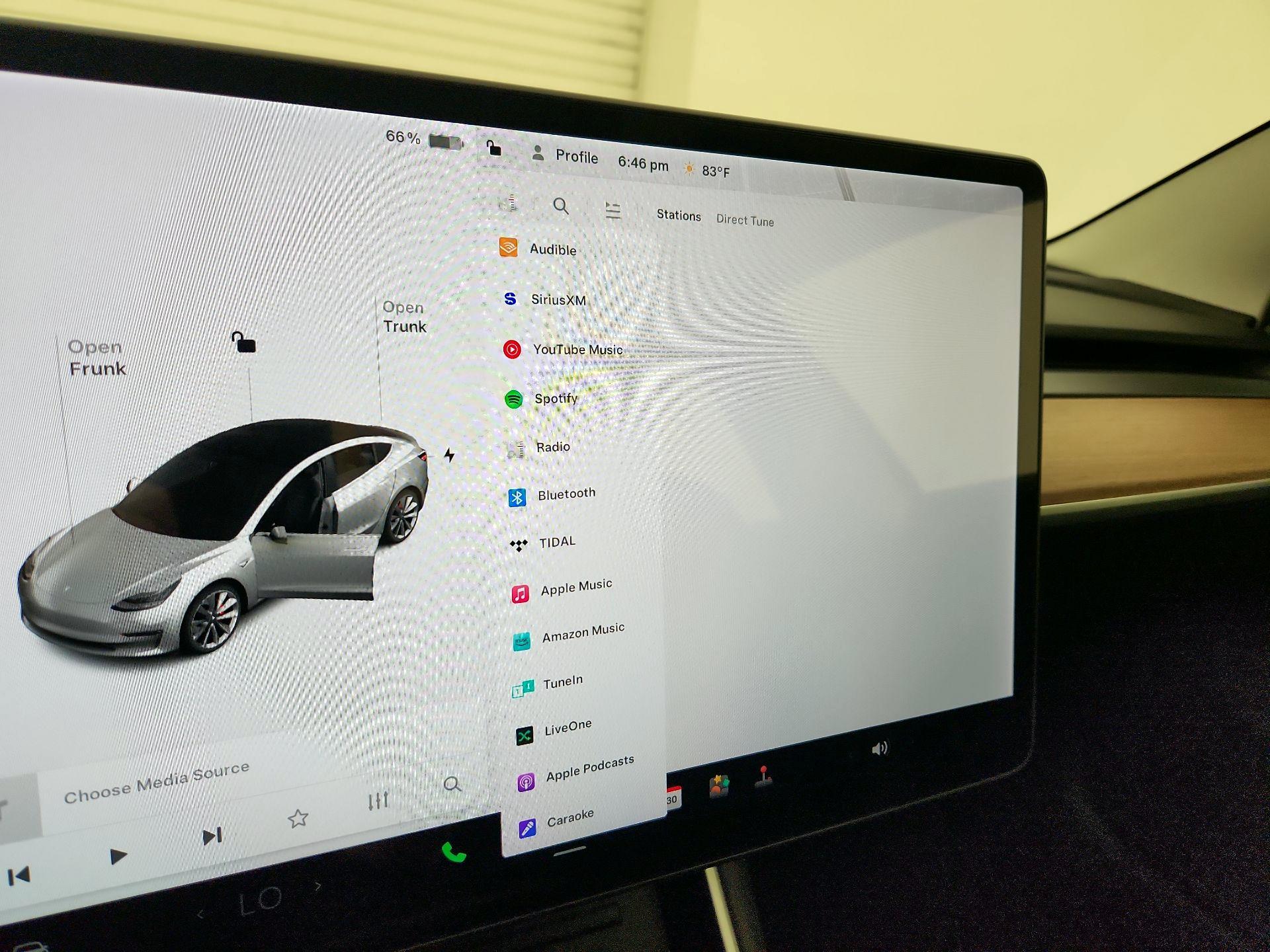 Thumbnail: 2018 Tesla Model 3 - 15
