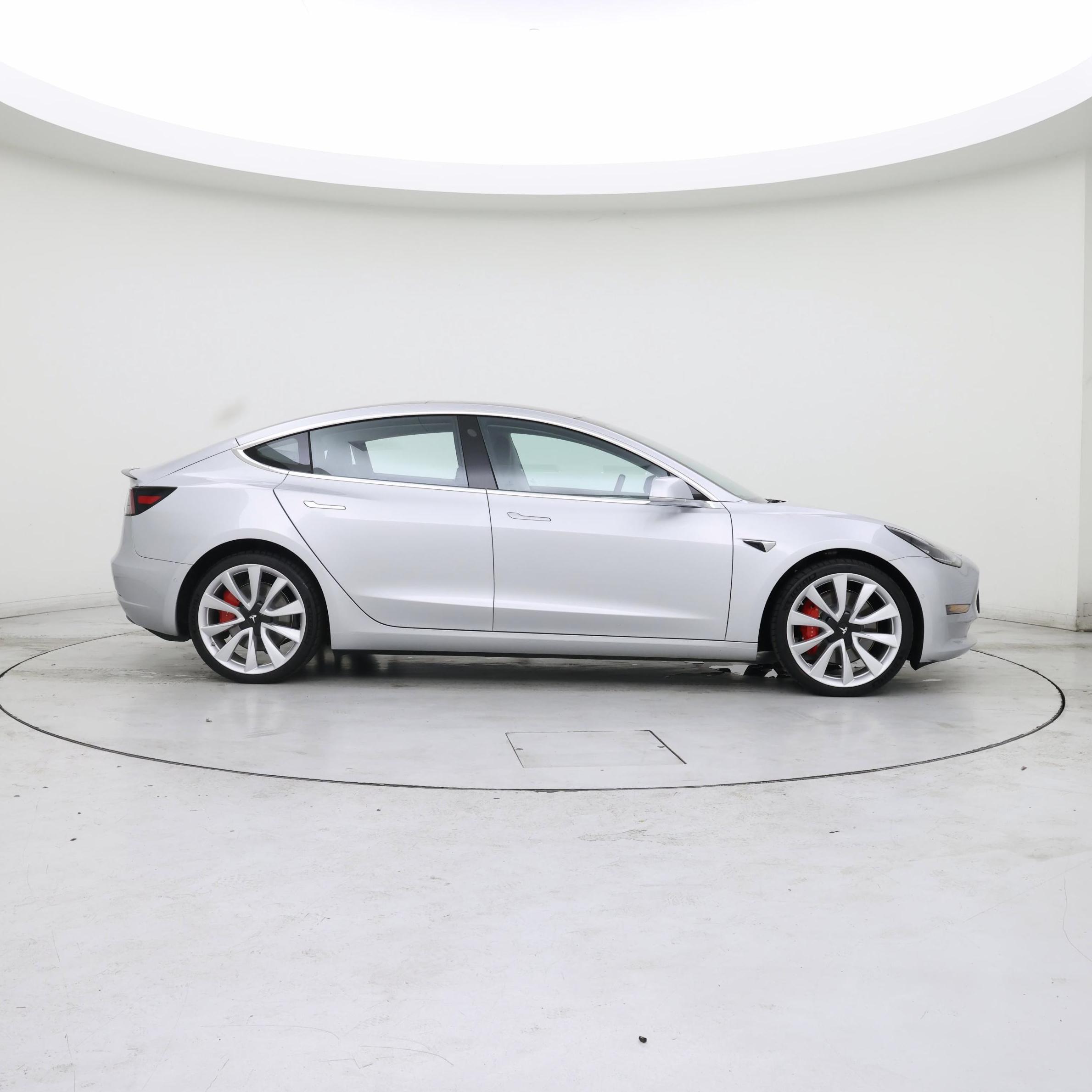 Thumbnail: 2018 Tesla Model 3 - 7