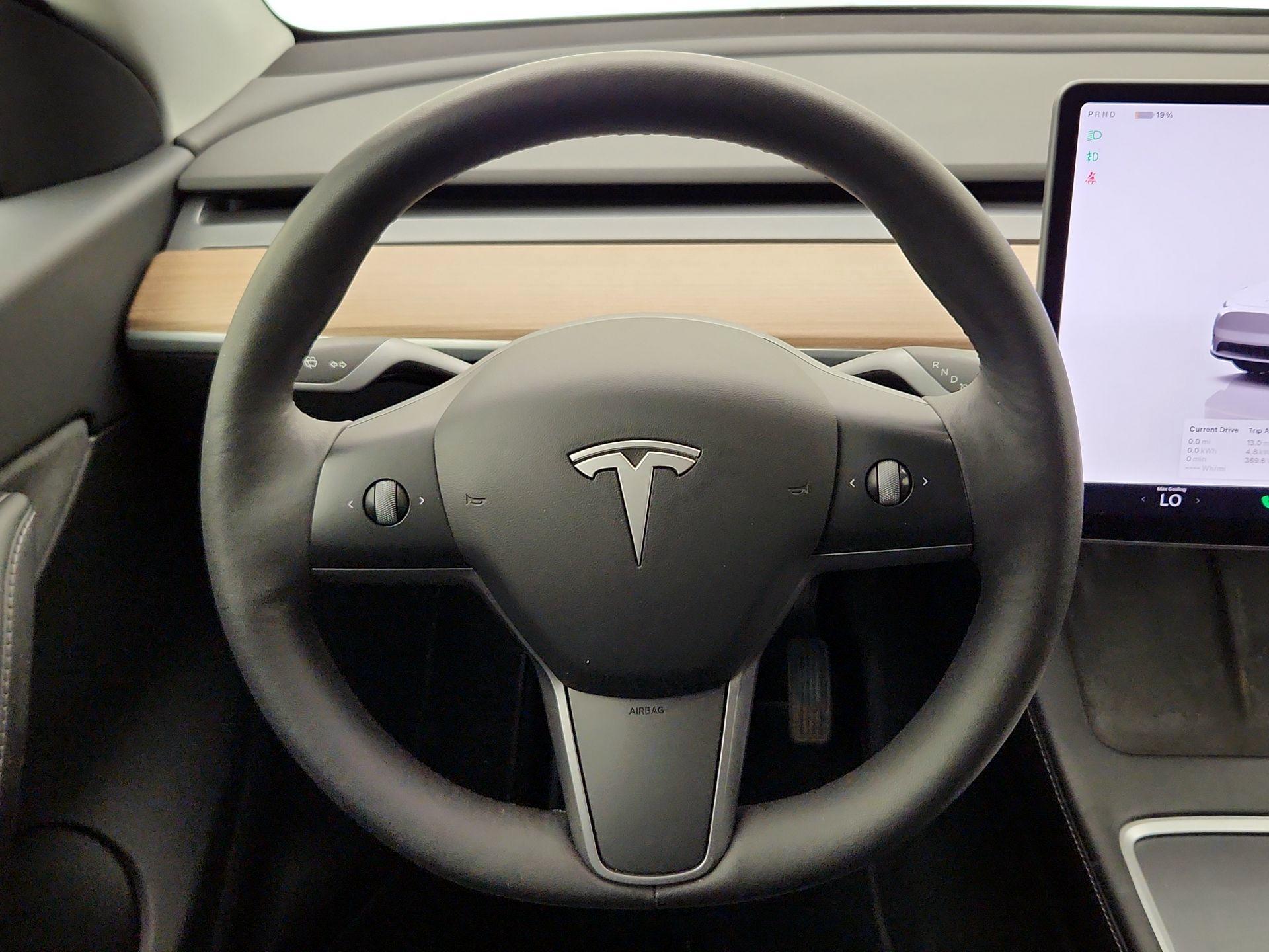 Thumbnail: 2022 Tesla Model Y - 10