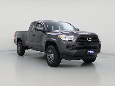 Gray 2017 Toyota Tacoma SR