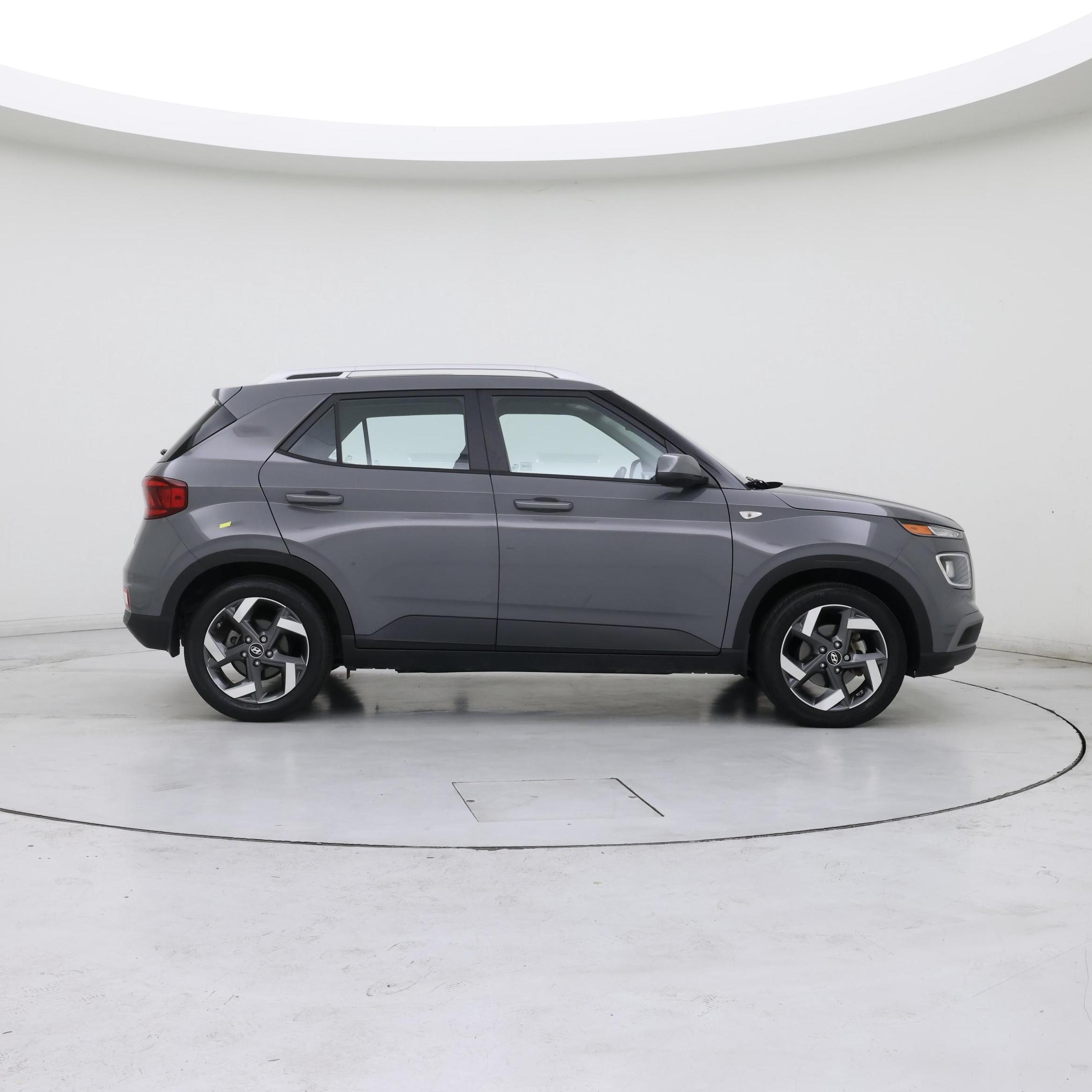Thumbnail: 2021 Hyundai Venue - 7