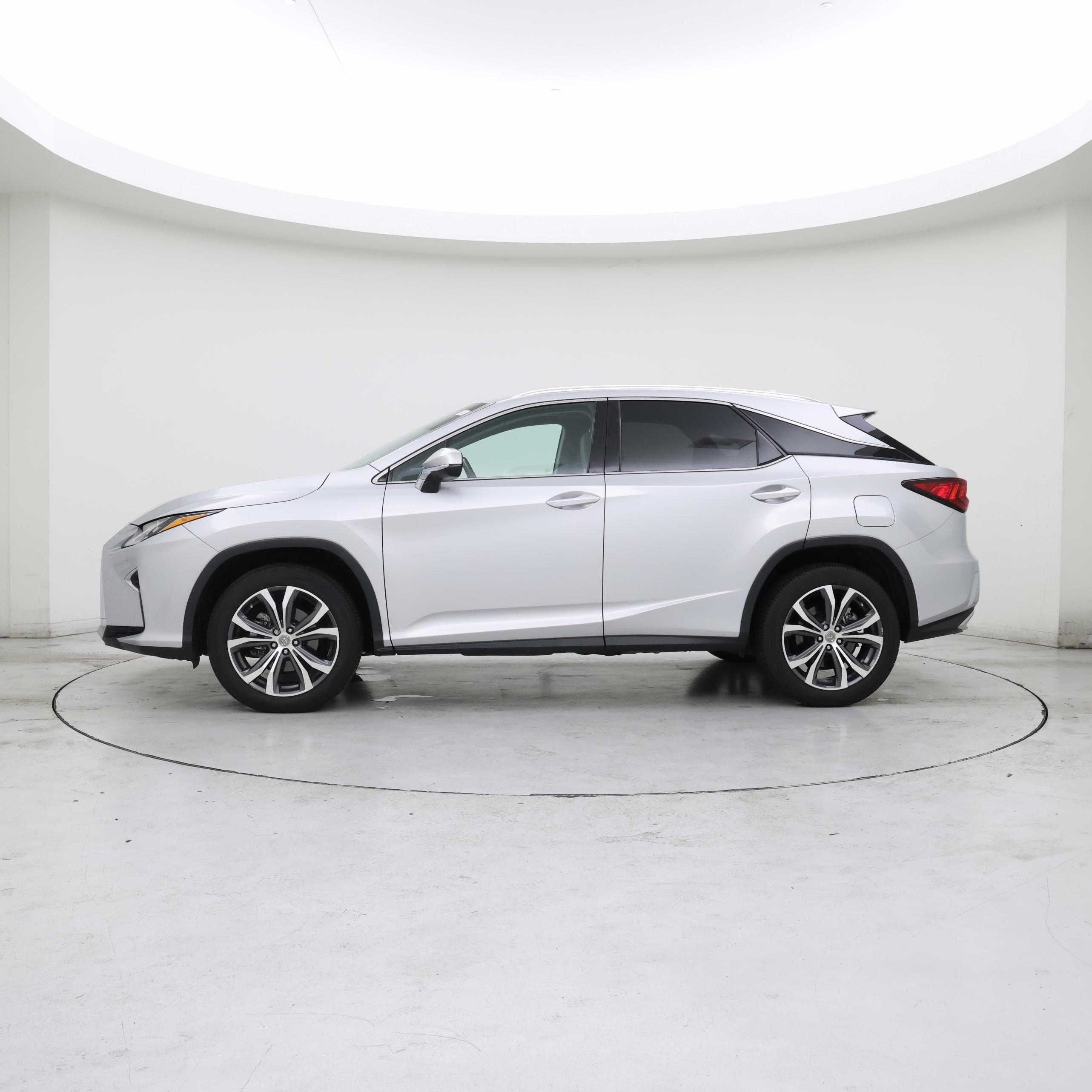 Thumbnail: 2017 Lexus RX - 3