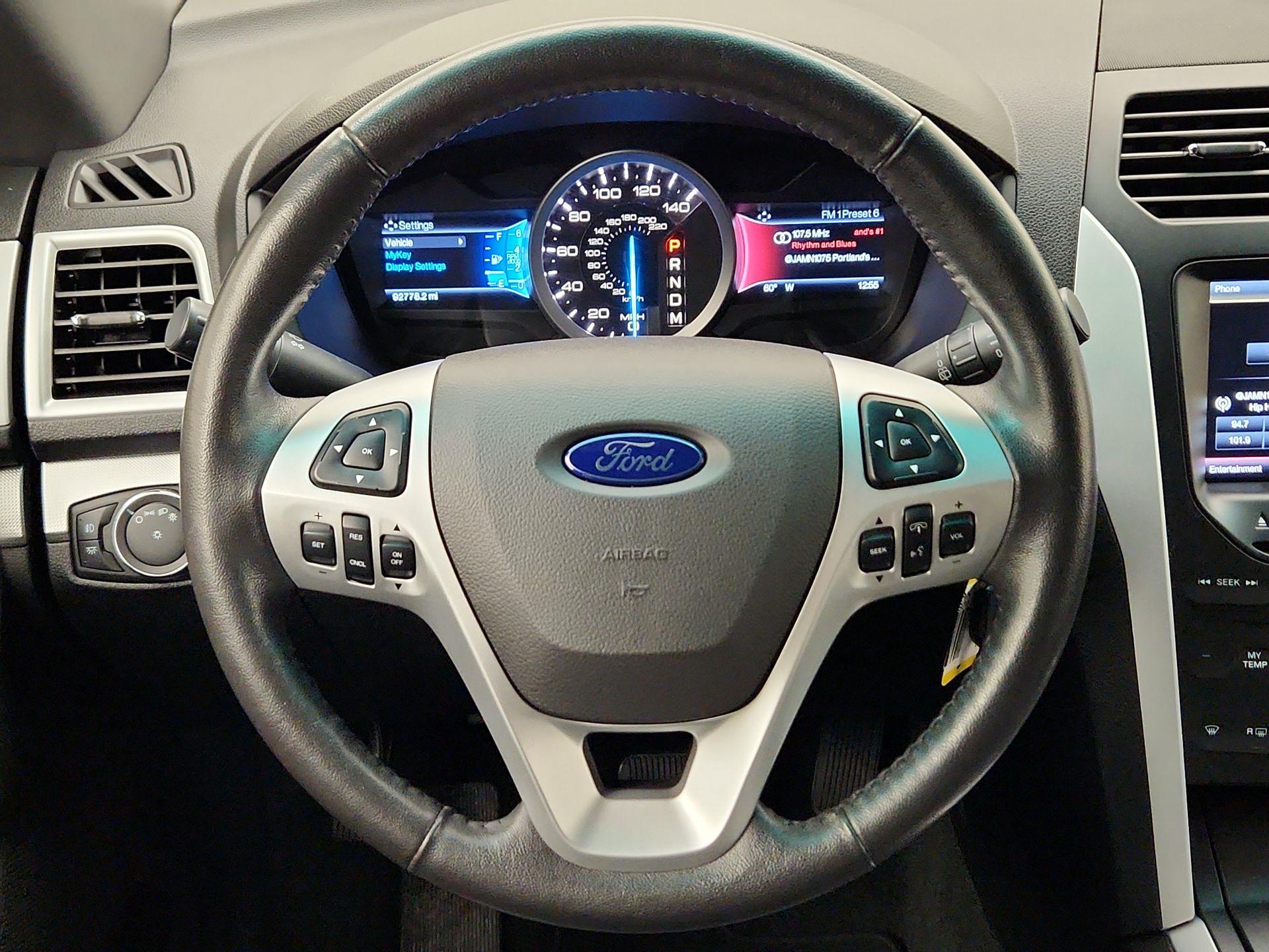 Thumbnail: 2014 Ford Explorer - 10