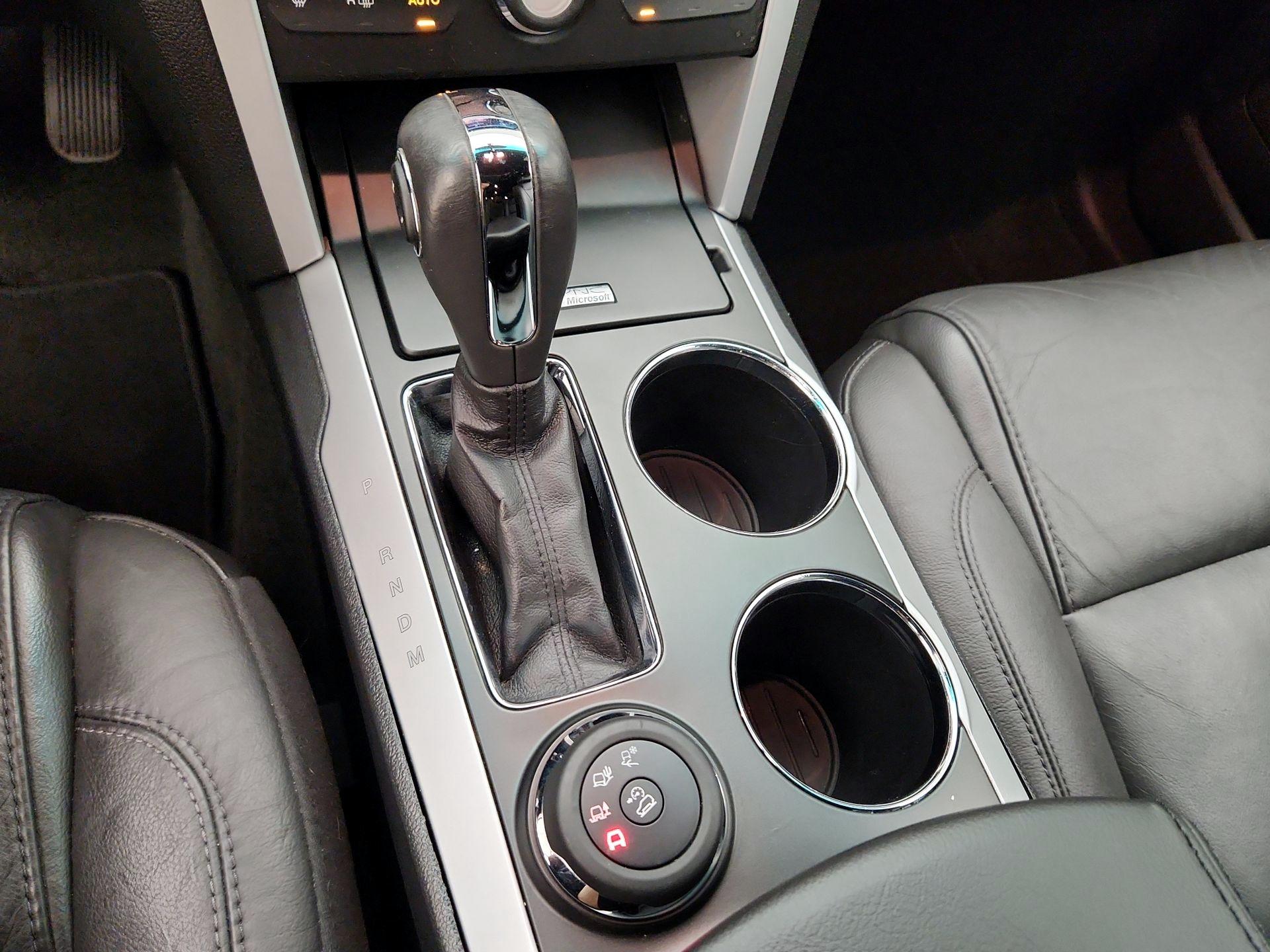 Thumbnail: 2014 Ford Explorer - 17