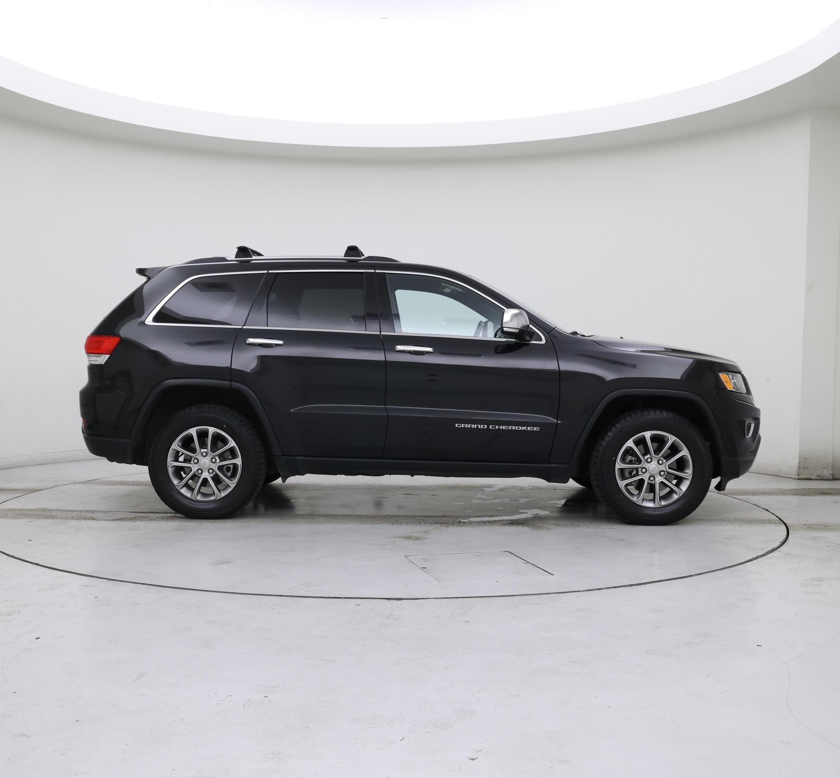 Thumbnail: 2015 Jeep Grand Cherokee - 7