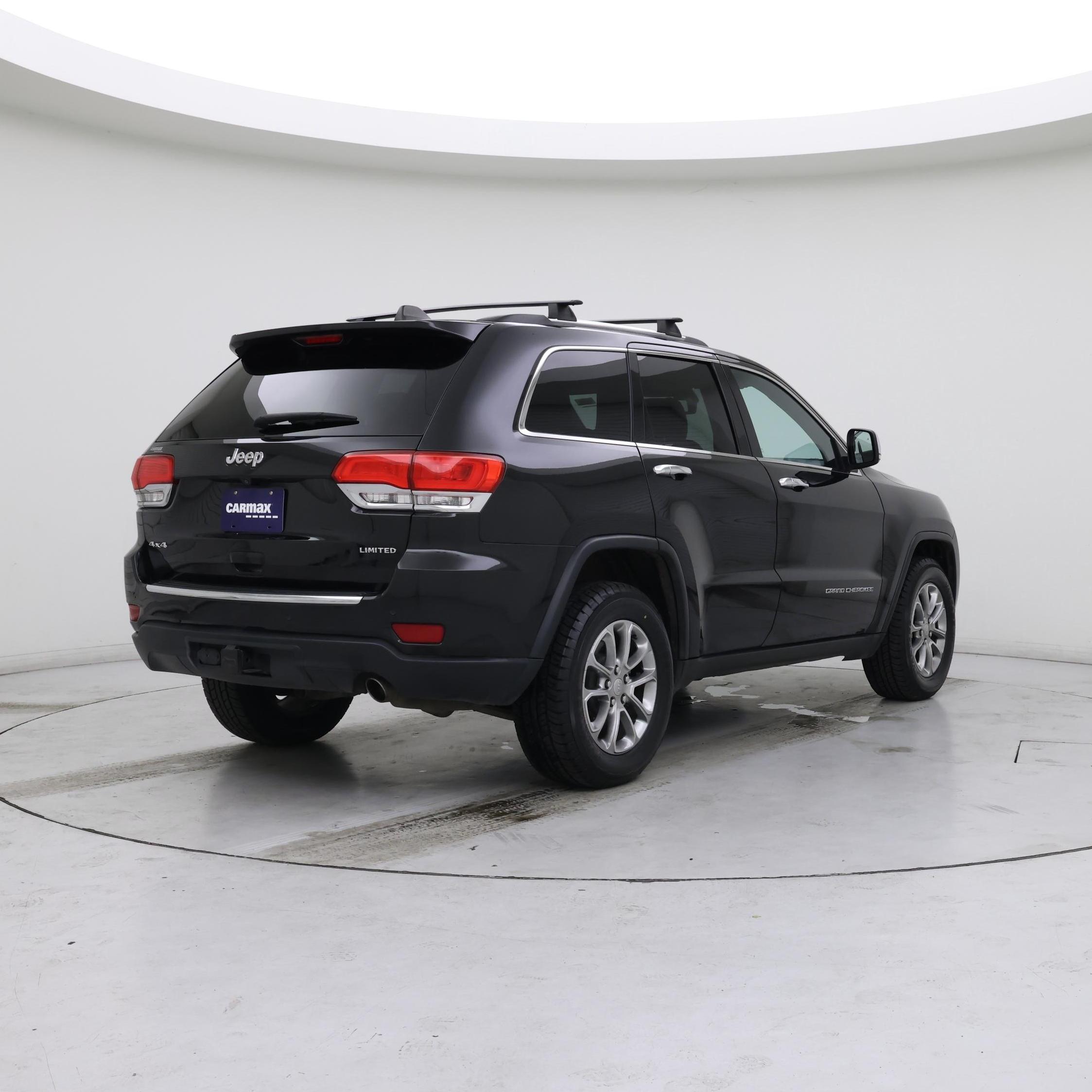 Thumbnail: 2015 Jeep Grand Cherokee - 8