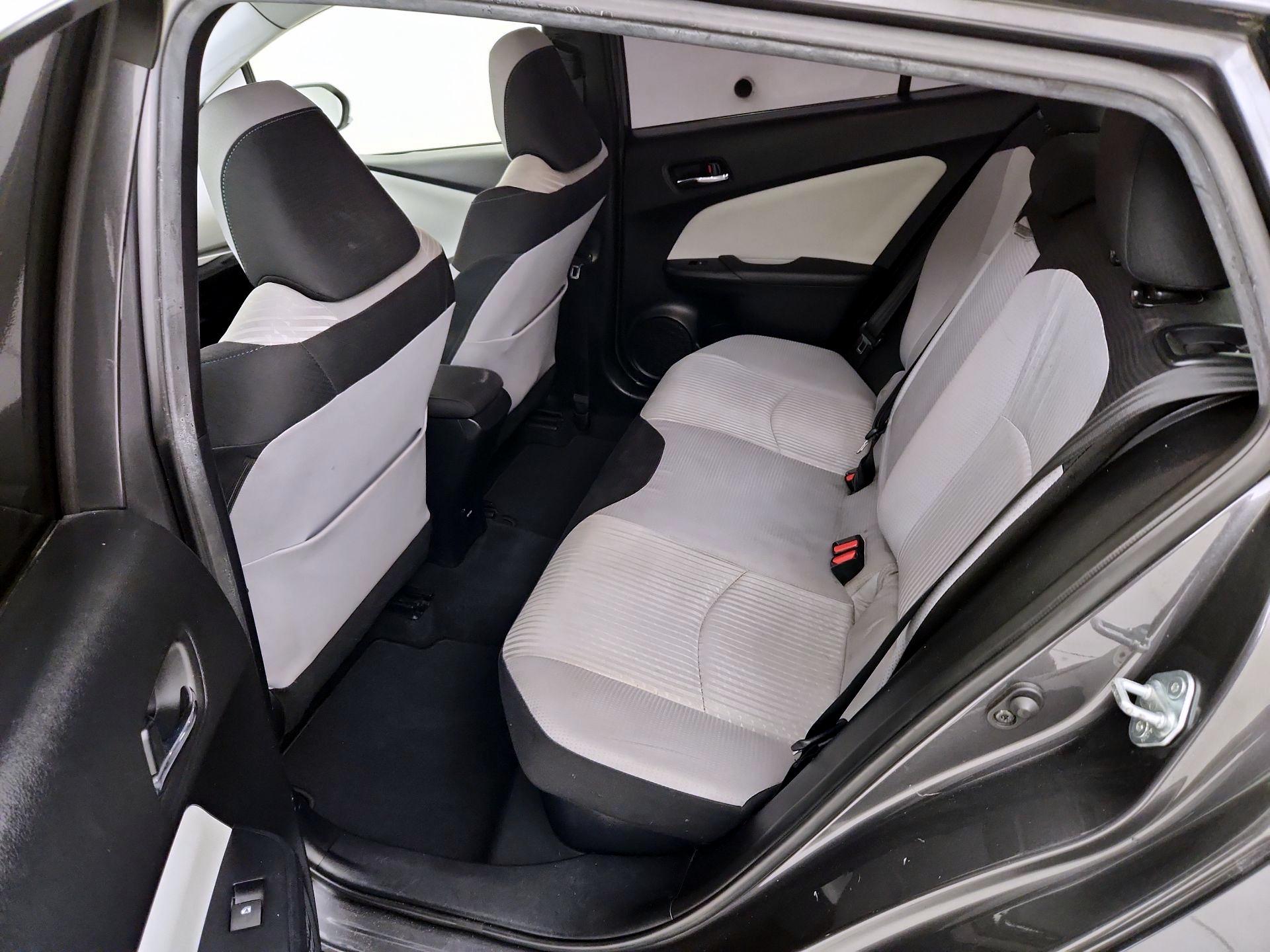 Thumbnail: 2016 Toyota Prius - 19