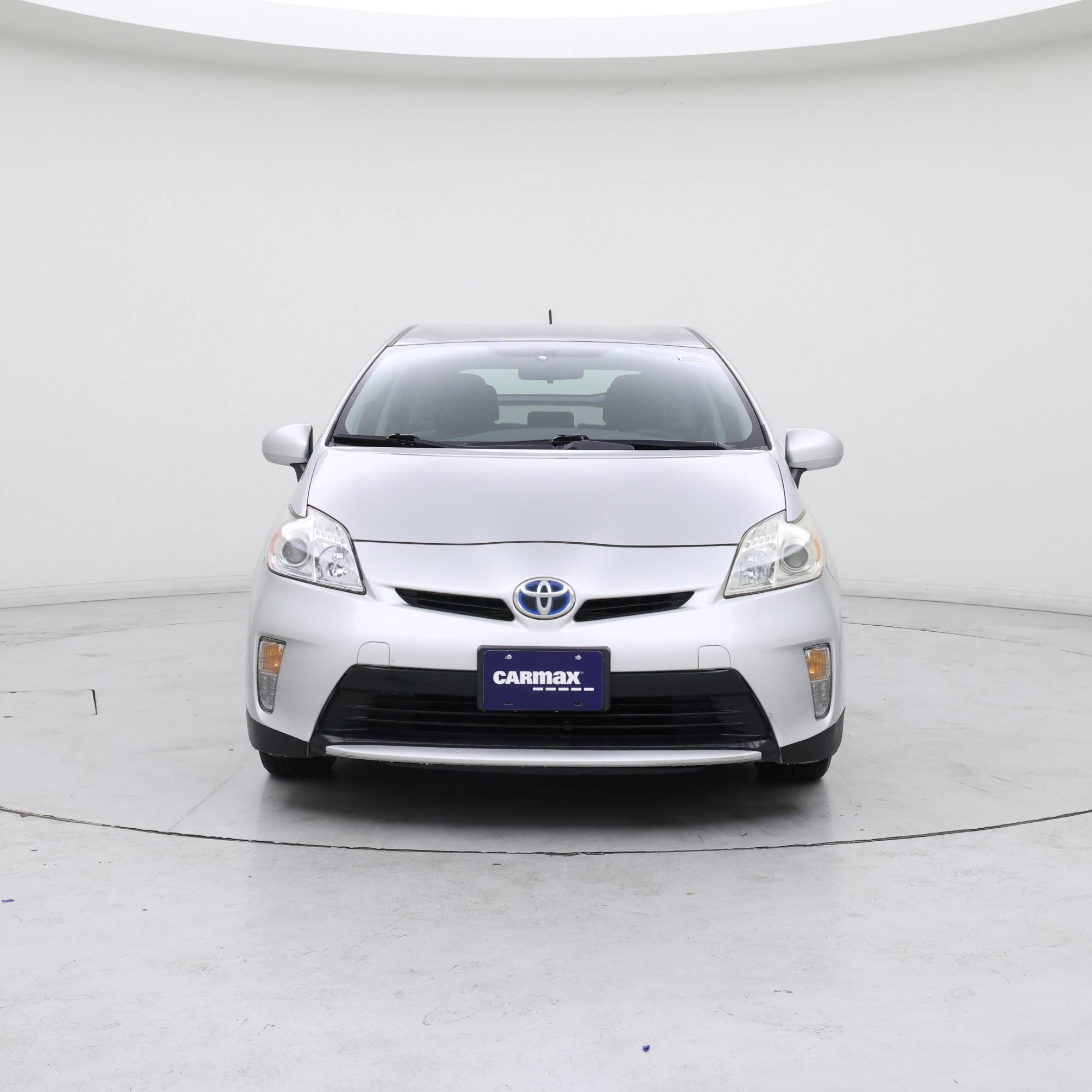 Thumbnail: 2015 Toyota Prius - 5