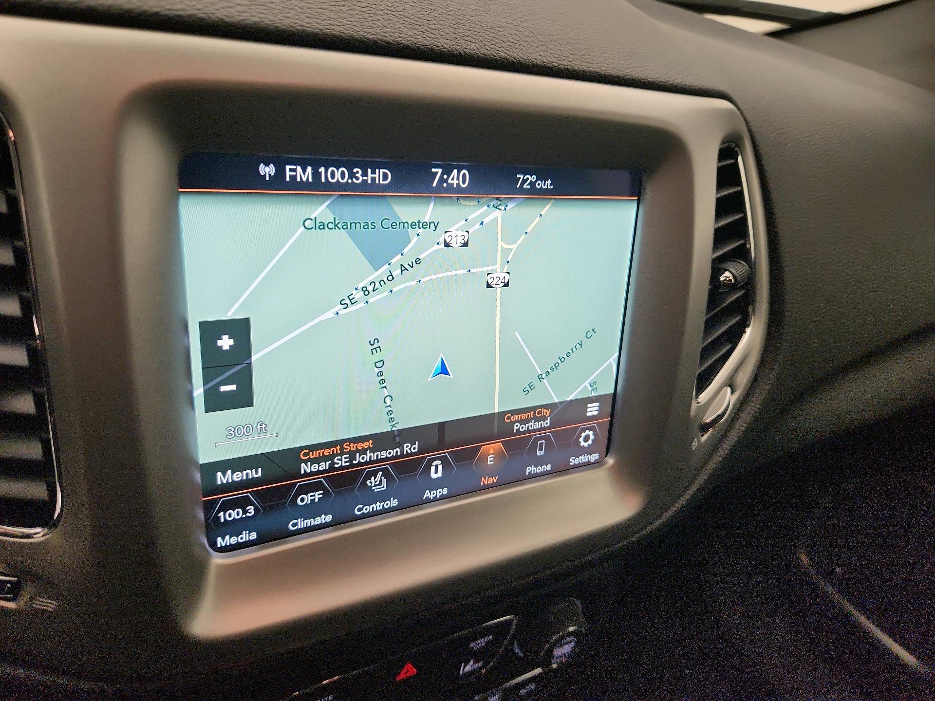 Thumbnail: 2021 Jeep Compass - 14