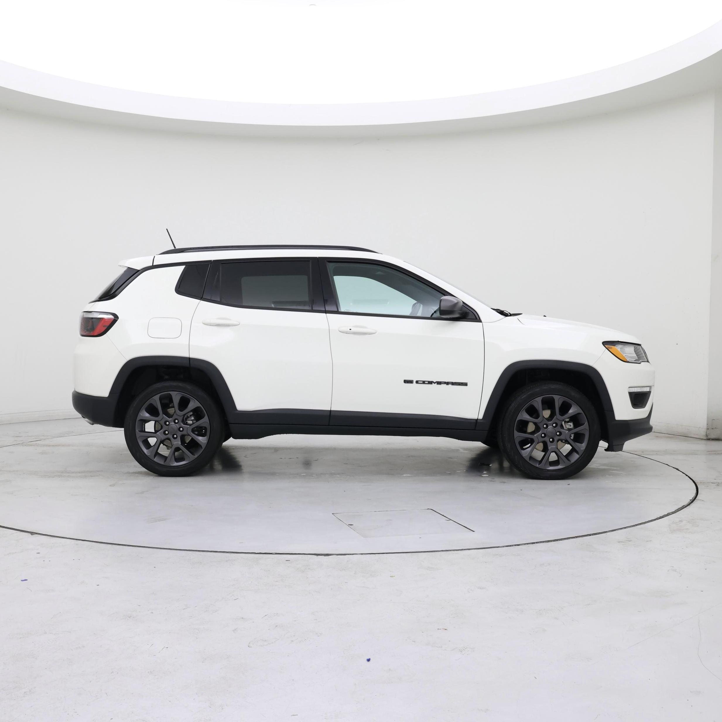 Thumbnail: 2021 Jeep Compass - 7